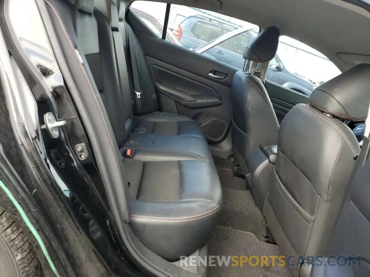 10 Фотография поврежденного автомобиля 1N4BL4CV1KC215327 NISSAN ALTIMA 2019