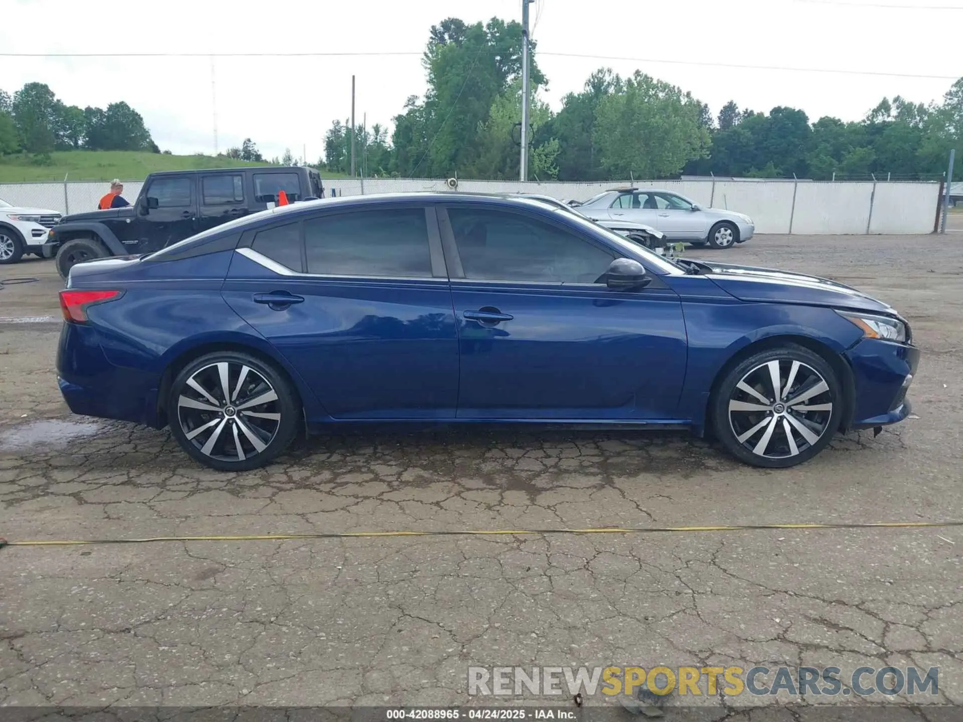 13 Фотография поврежденного автомобиля 1N4BL4CV1KN302181 NISSAN ALTIMA 2019