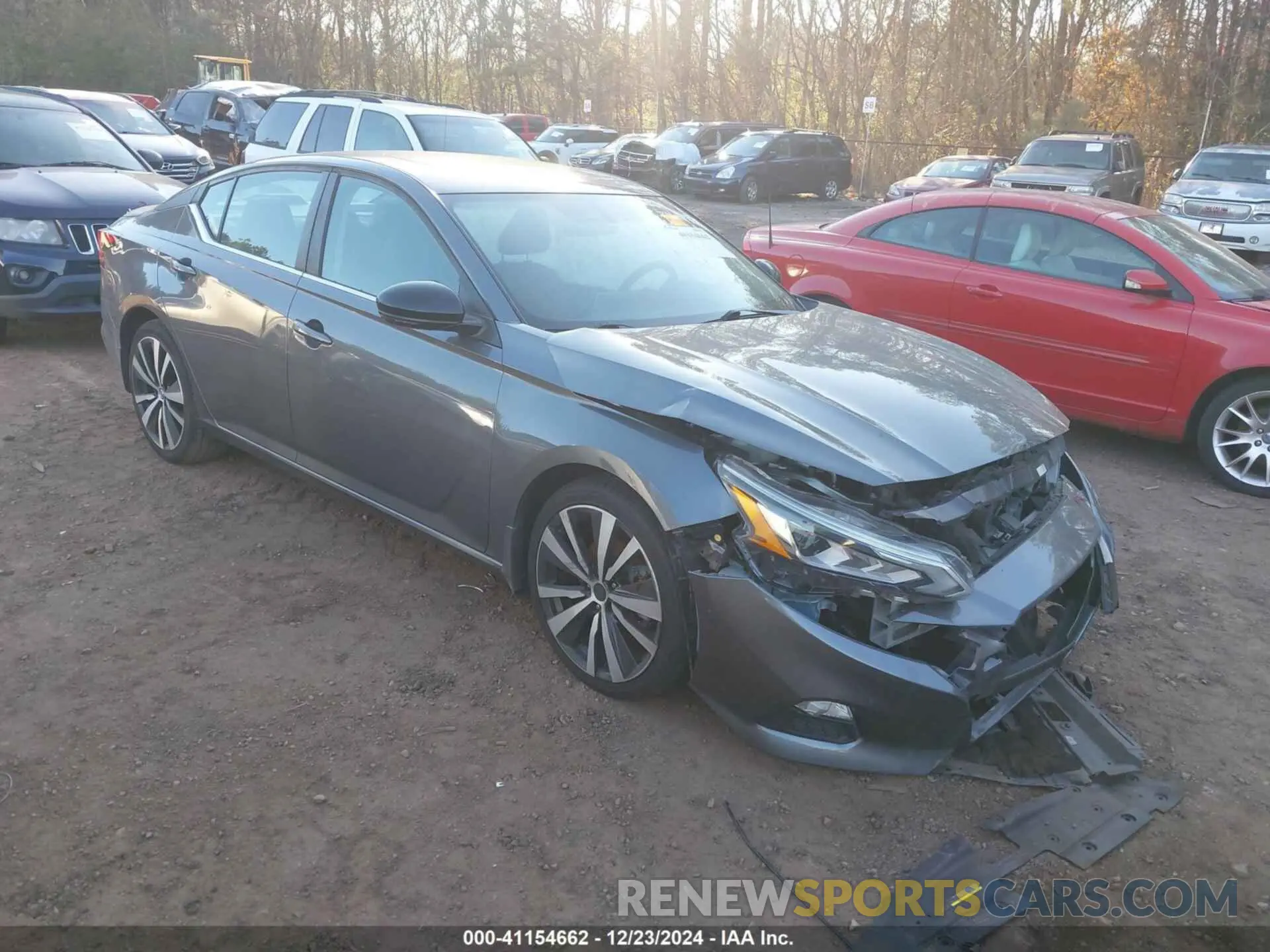 1 Photograph of a damaged car 1N4BL4CV1KN311768 NISSAN ALTIMA 2019