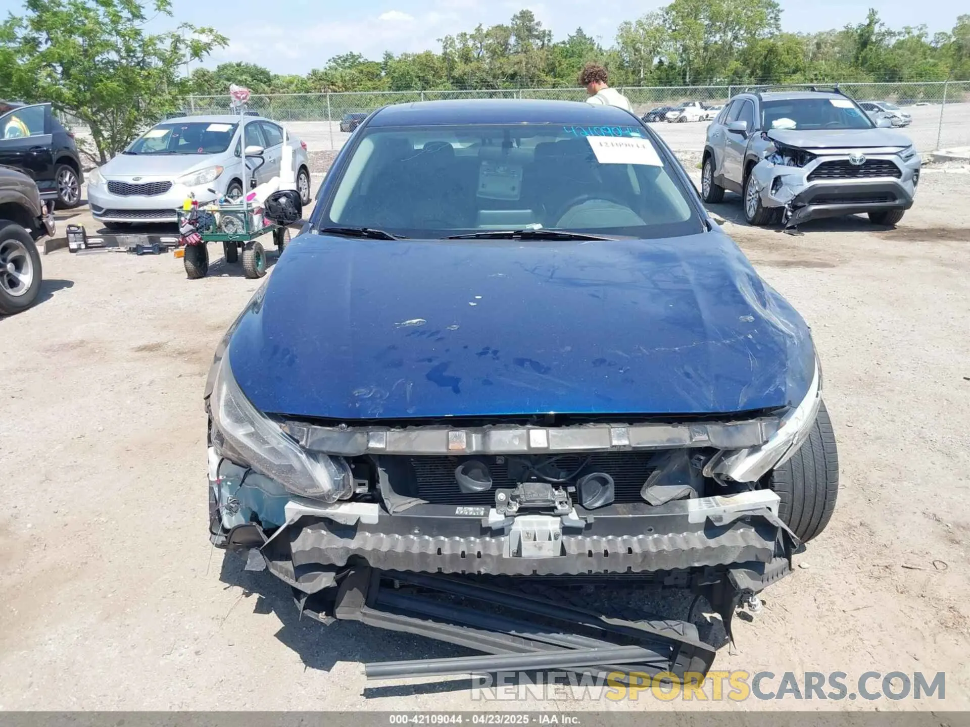 13 Photograph of a damaged car 1N4BL4CV2KC137950 NISSAN ALTIMA 2019