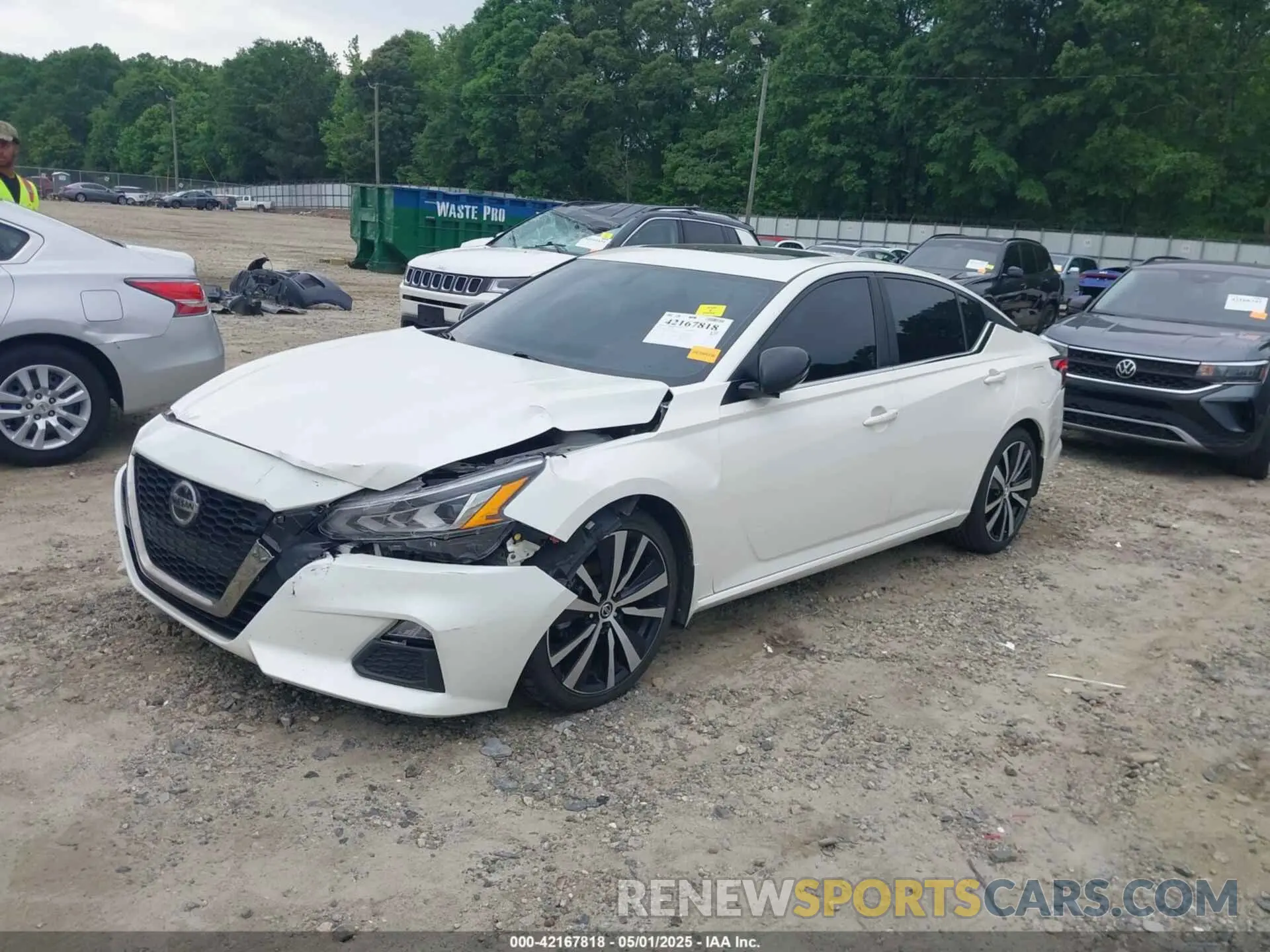 2 Photograph of a damaged car 1N4BL4CV2KC153016 NISSAN ALTIMA 2019