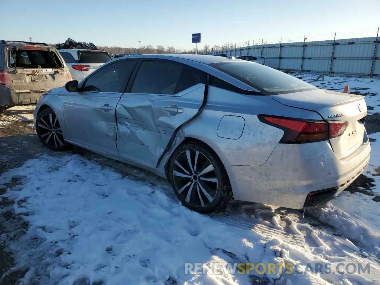 2 Фотография поврежденного автомобиля 1N4BL4CV2KC169328 NISSAN ALTIMA 2019