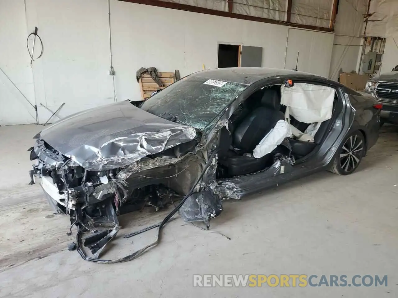1 Photograph of a damaged car 1N4BL4CV2KC197288 NISSAN ALTIMA 2019