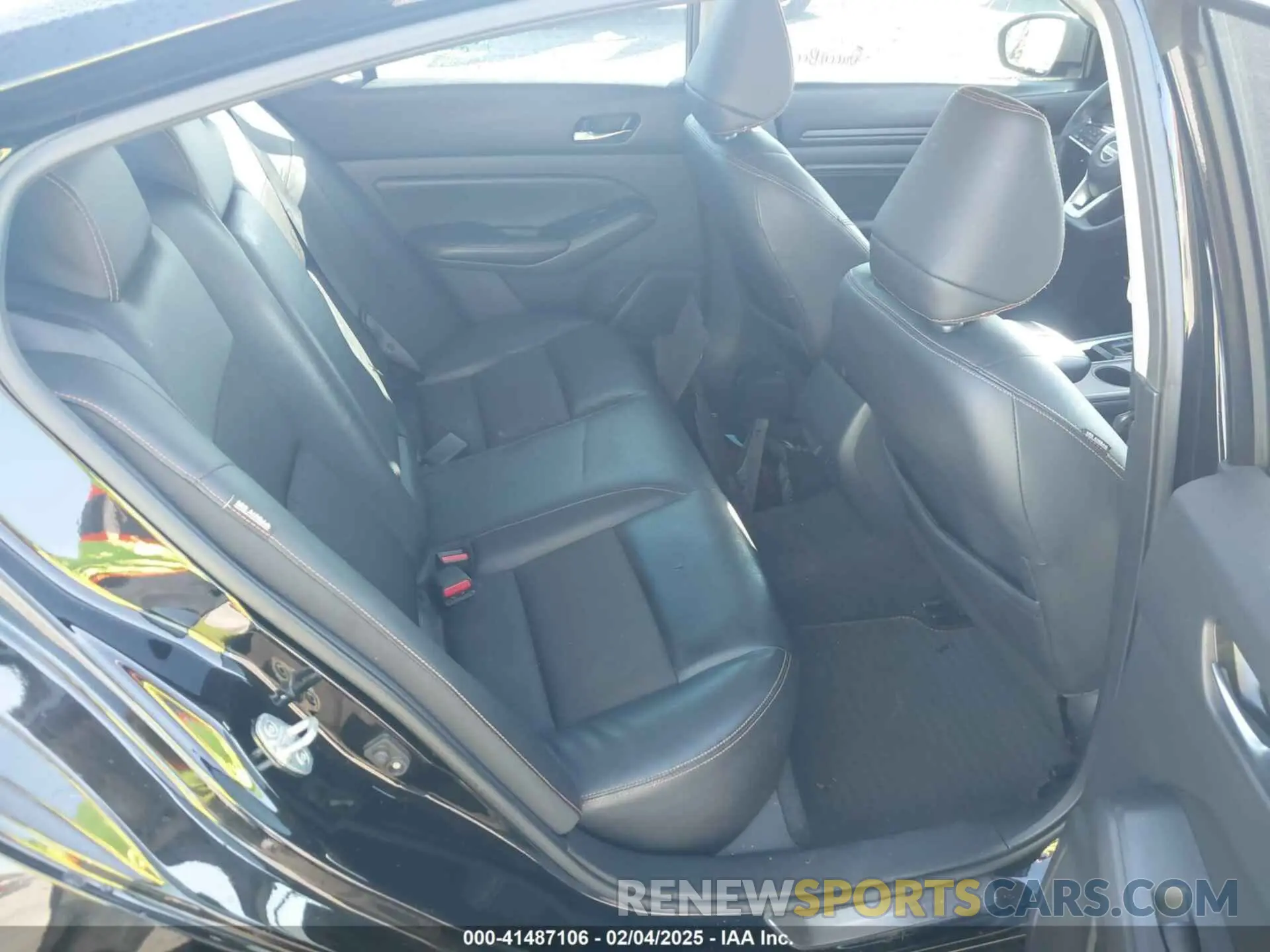 8 Photograph of a damaged car 1N4BL4CV2KC219113 NISSAN ALTIMA 2019