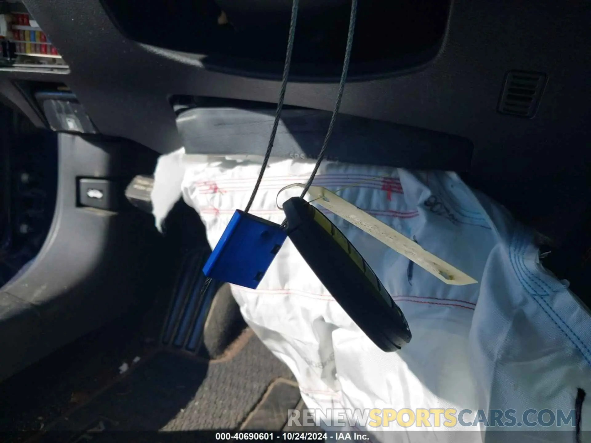 11 Фотография поврежденного автомобиля 1N4BL4CV2KN319426 NISSAN ALTIMA 2019