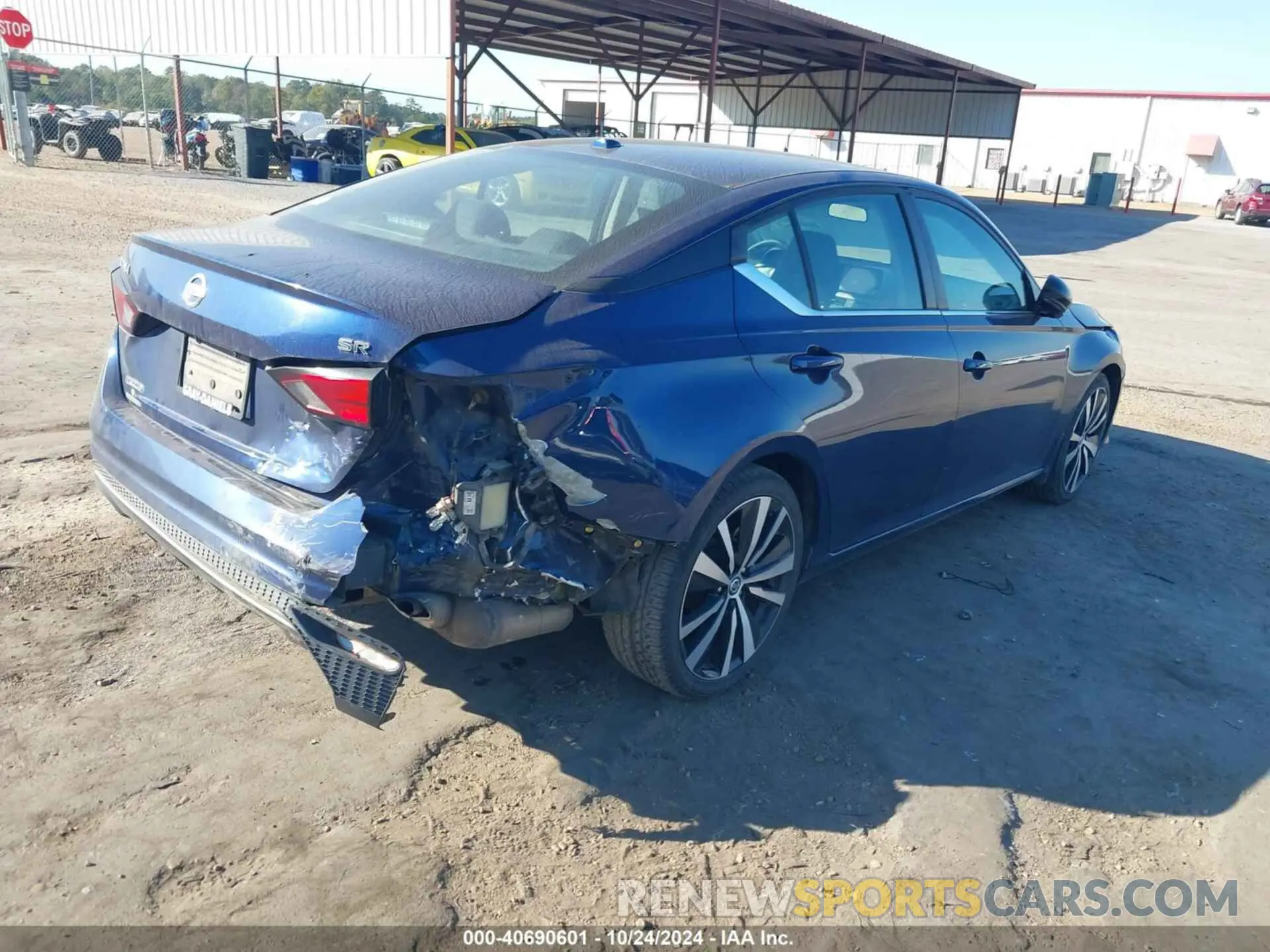 4 Фотография поврежденного автомобиля 1N4BL4CV2KN319426 NISSAN ALTIMA 2019