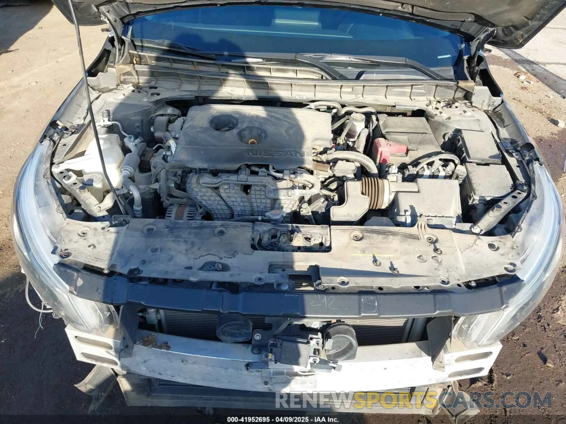 10 Фотография поврежденного автомобиля 1N4BL4CV3KC130764 NISSAN ALTIMA 2019