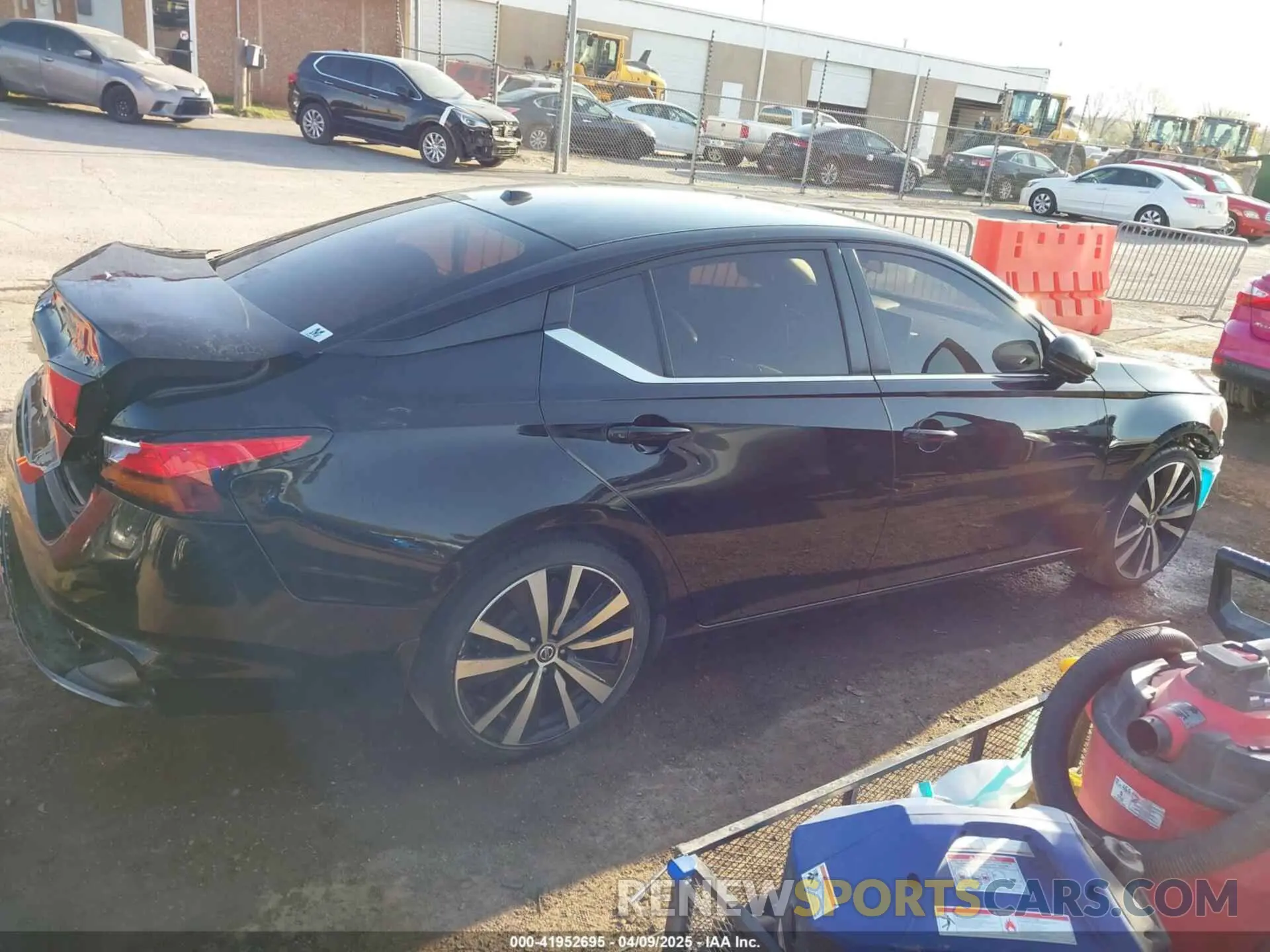 14 Фотография поврежденного автомобиля 1N4BL4CV3KC130764 NISSAN ALTIMA 2019