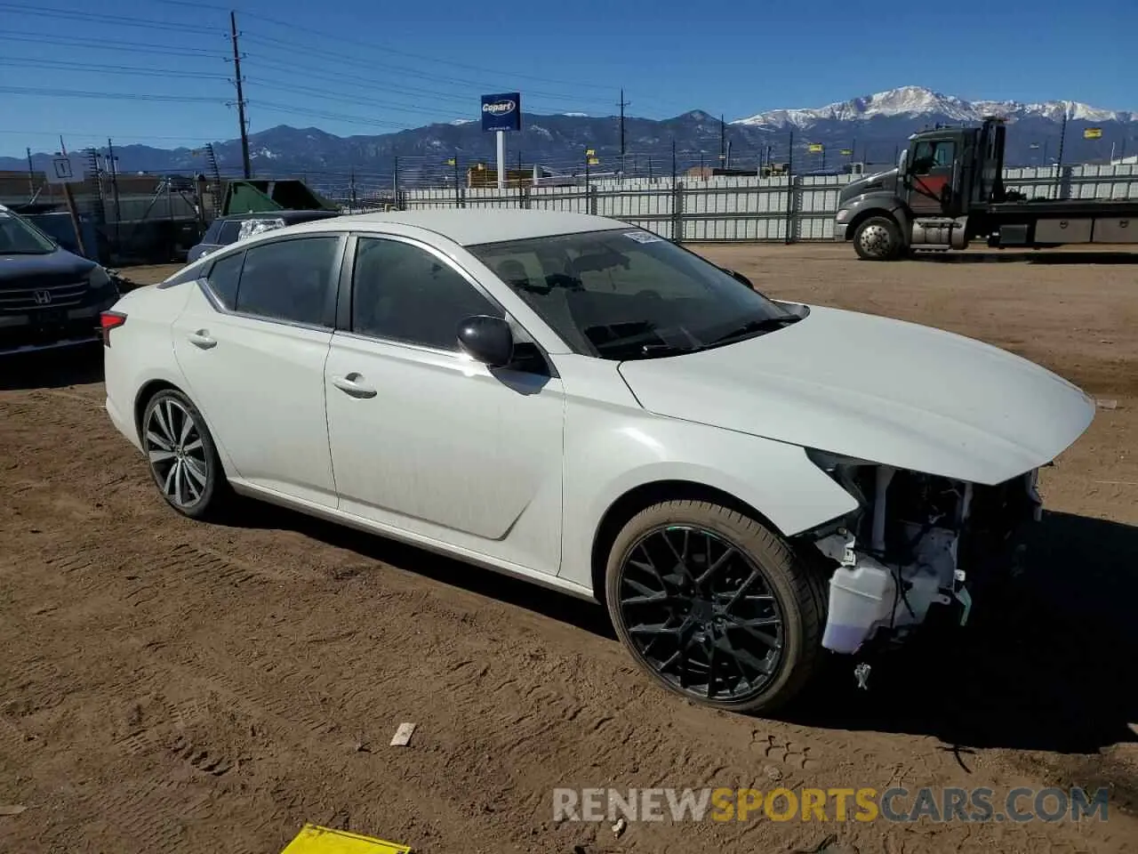 4 Photograph of a damaged car 1N4BL4CV3KC157849 NISSAN ALTIMA 2019