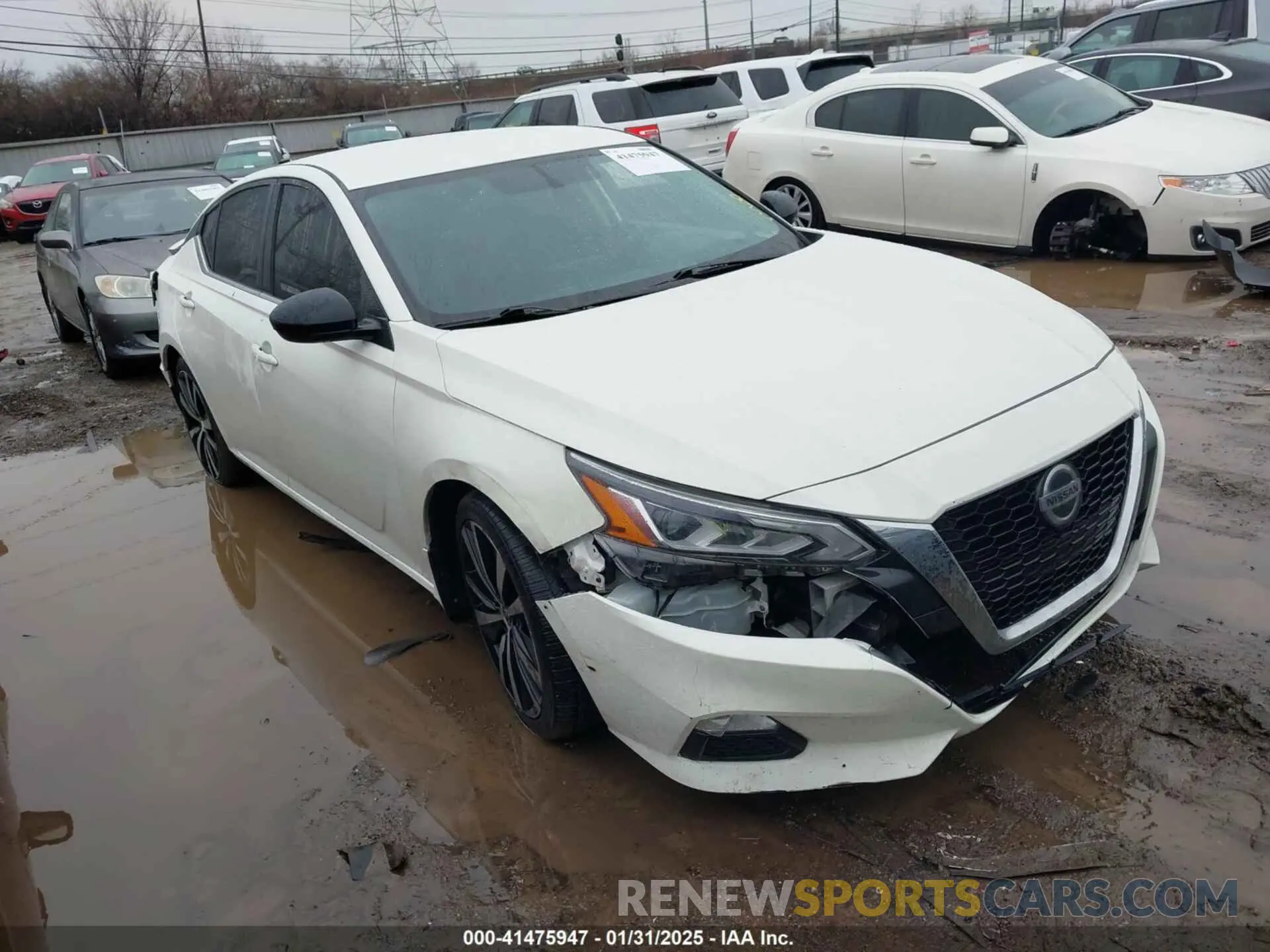 1 Photograph of a damaged car 1N4BL4CV3KC172819 NISSAN ALTIMA 2019