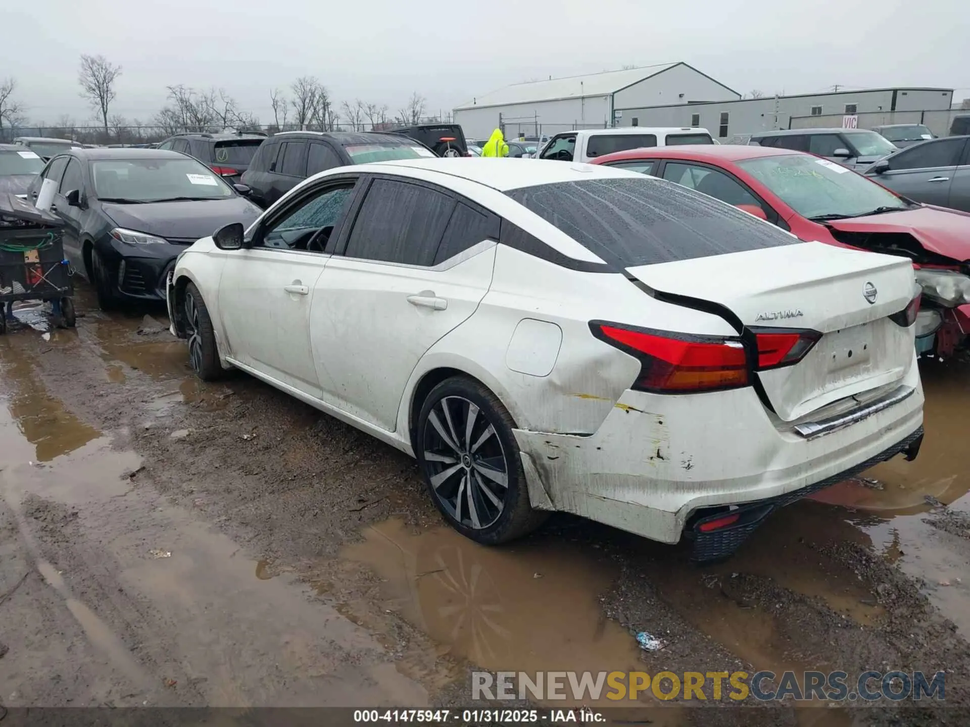 3 Photograph of a damaged car 1N4BL4CV3KC172819 NISSAN ALTIMA 2019