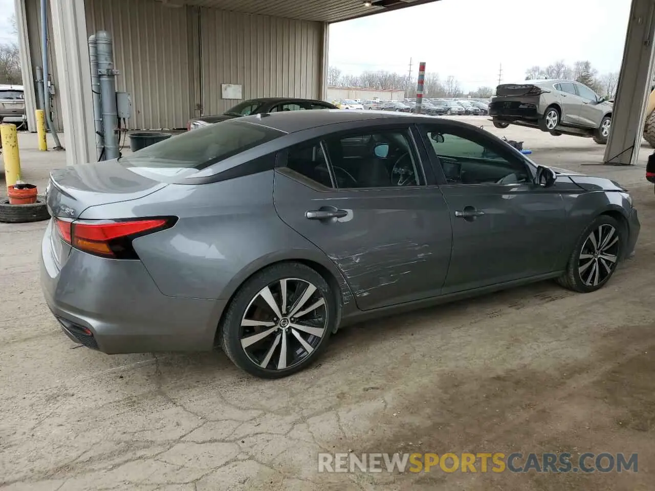 3 Photograph of a damaged car 1N4BL4CV3KC258647 NISSAN ALTIMA 2019
