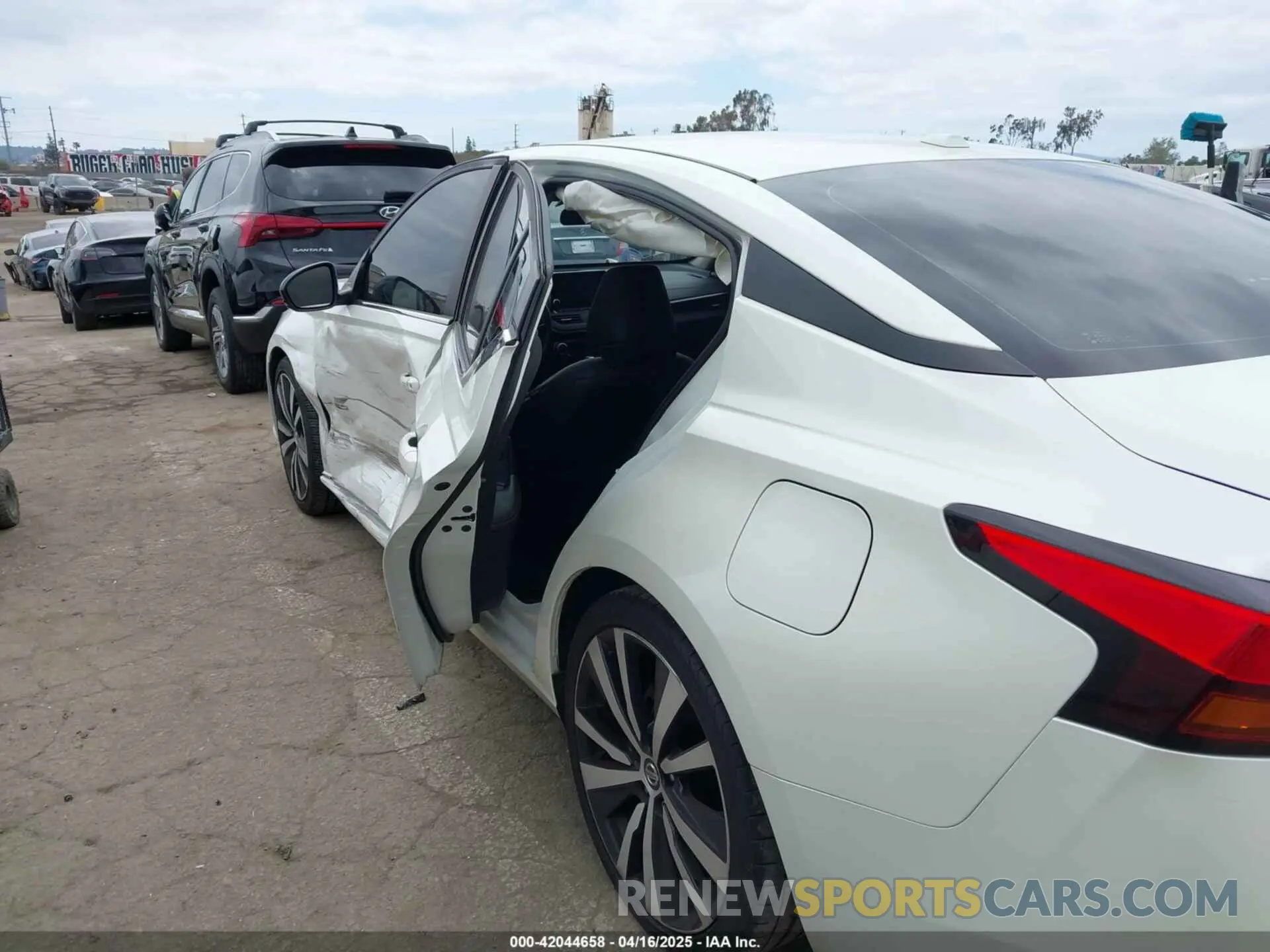 6 Photograph of a damaged car 1N4BL4CV4KC120227 NISSAN ALTIMA 2019