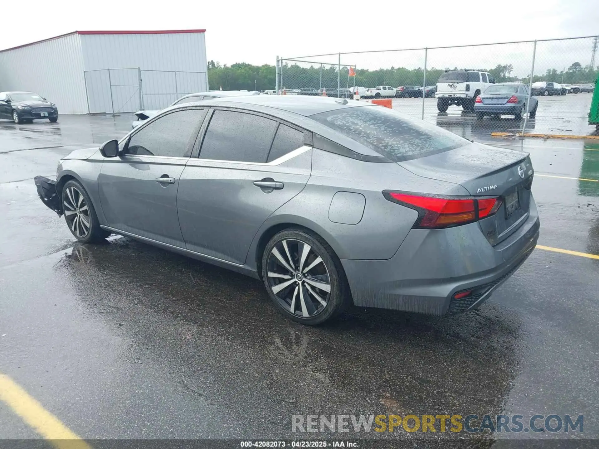 3 Фотография поврежденного автомобиля 1N4BL4CV4KC157567 NISSAN ALTIMA 2019