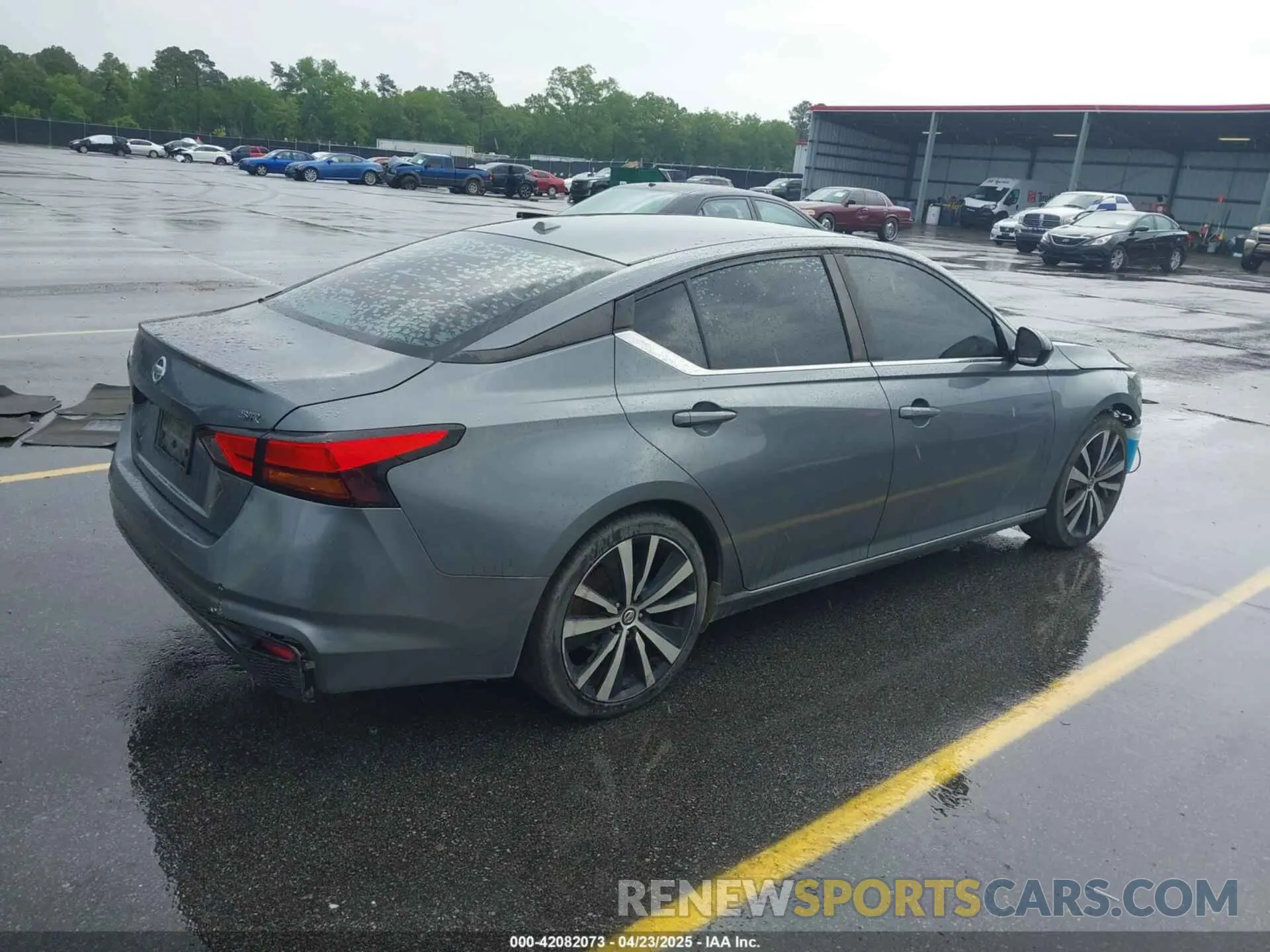 4 Фотография поврежденного автомобиля 1N4BL4CV4KC157567 NISSAN ALTIMA 2019