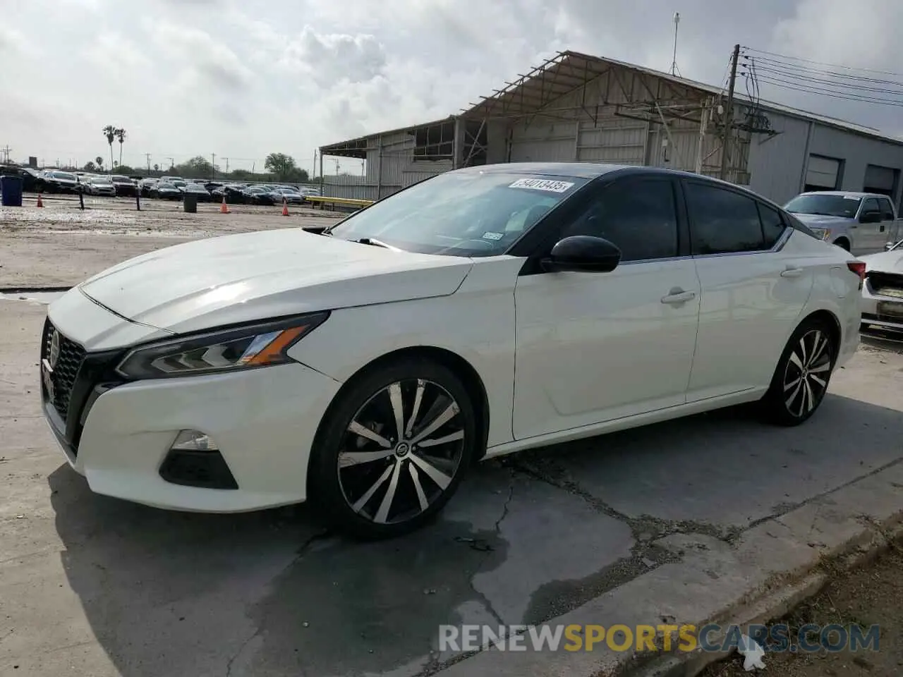1 Photograph of a damaged car 1N4BL4CV5KC153060 NISSAN ALTIMA 2019