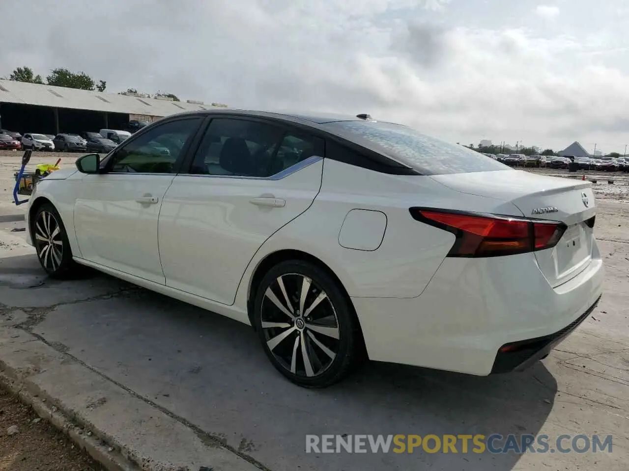 2 Photograph of a damaged car 1N4BL4CV5KC153060 NISSAN ALTIMA 2019