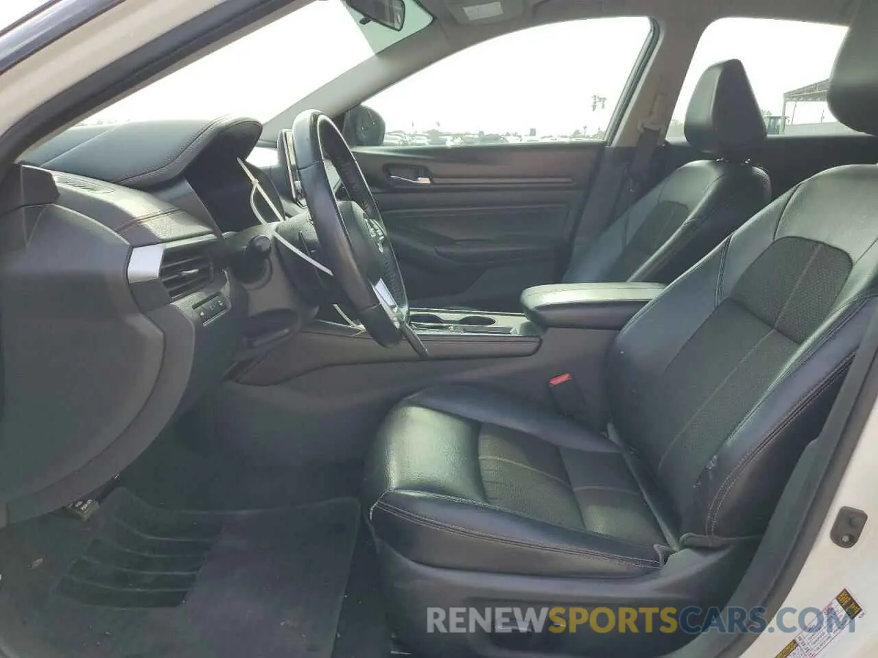 7 Photograph of a damaged car 1N4BL4CV5KC153060 NISSAN ALTIMA 2019