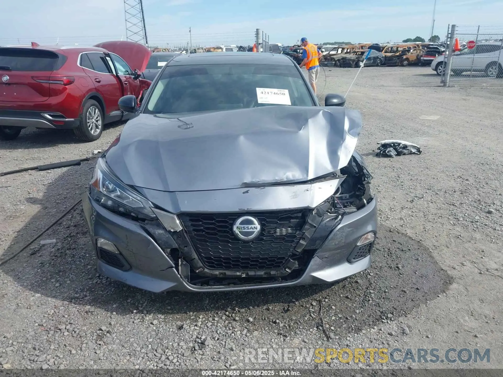 13 Photograph of a damaged car 1N4BL4CV5KC240876 NISSAN ALTIMA 2019