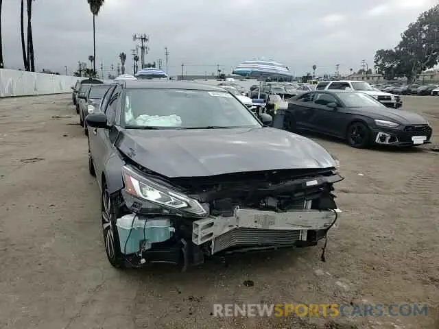 11 Photograph of a damaged car 1N4BL4CV5KN310834 NISSAN ALTIMA 2019