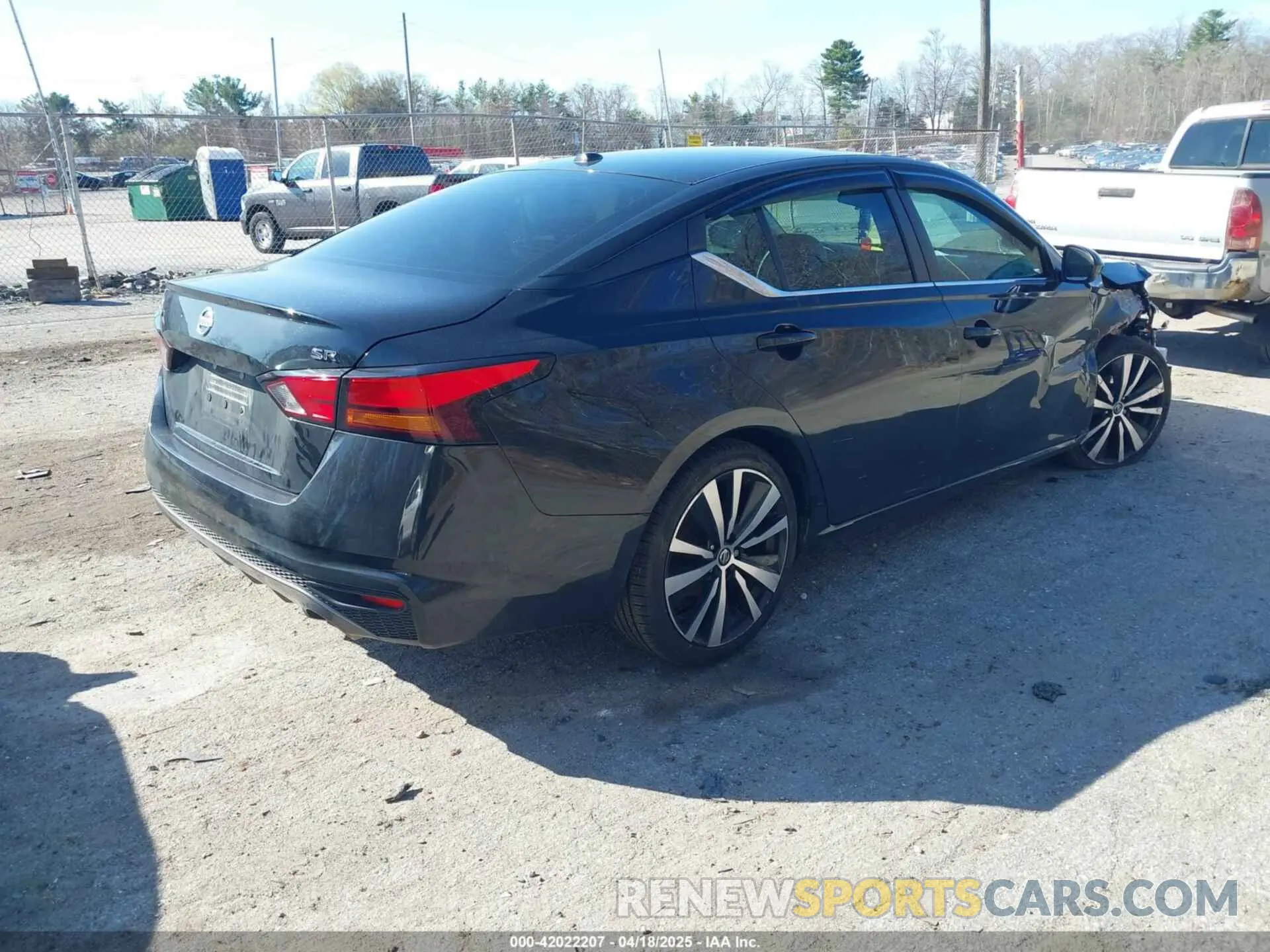 4 Photograph of a damaged car 1N4BL4CV6KC160518 NISSAN ALTIMA 2019