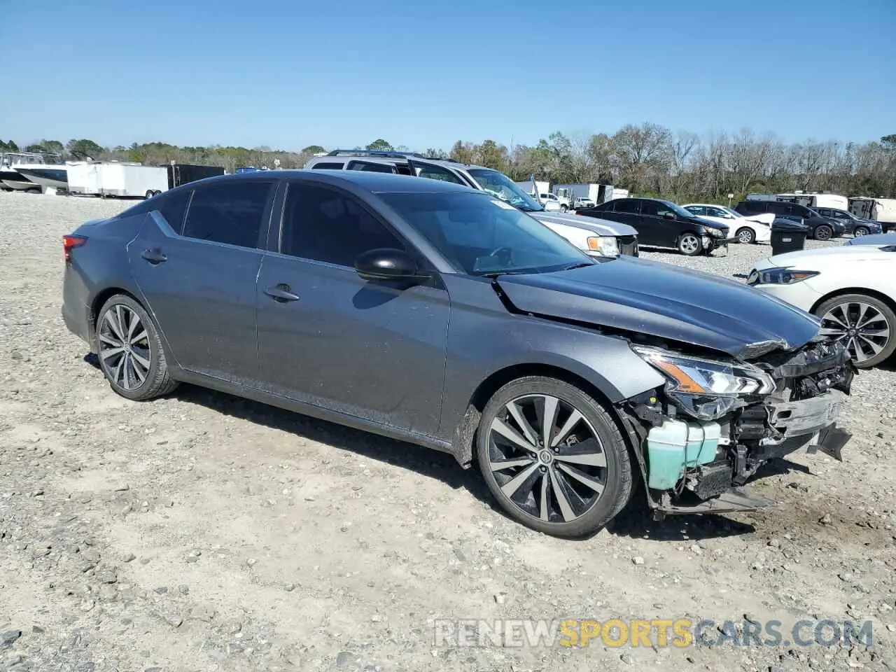 4 Photograph of a damaged car 1N4BL4CV6KC179697 NISSAN ALTIMA 2019