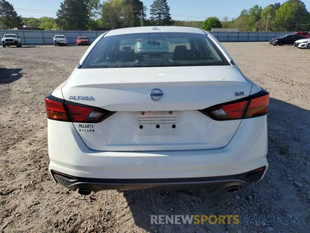 6 Photograph of a damaged car 1N4BL4CV6KC196824 NISSAN ALTIMA 2019