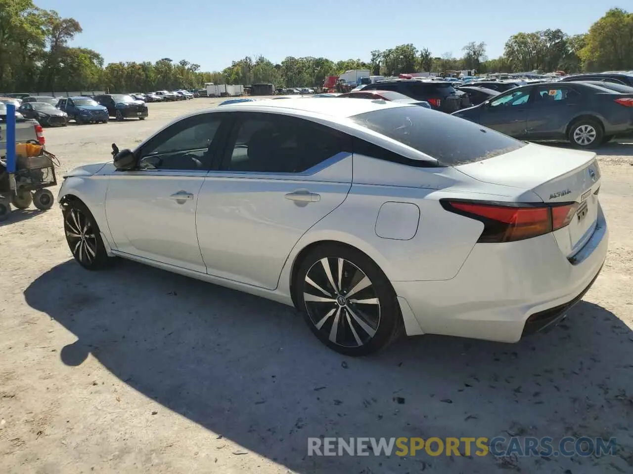 2 Фотография поврежденного автомобиля 1N4BL4CV6KC203352 NISSAN ALTIMA 2019