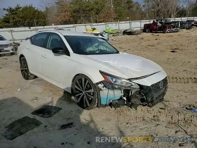 10 Photograph of a damaged car 1N4BL4CV6KC255404 NISSAN ALTIMA 2019