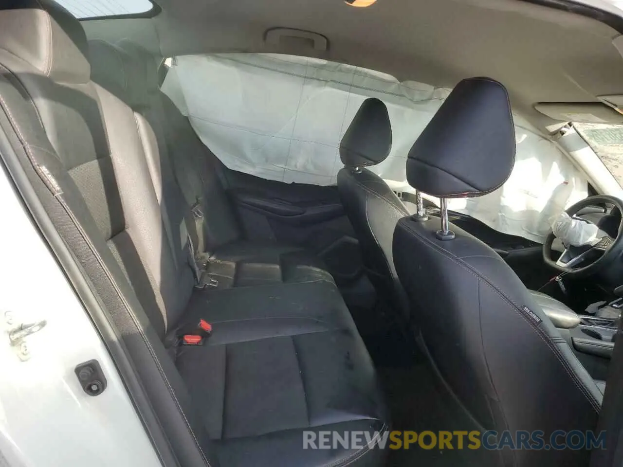 11 Photograph of a damaged car 1N4BL4CV6KC255404 NISSAN ALTIMA 2019