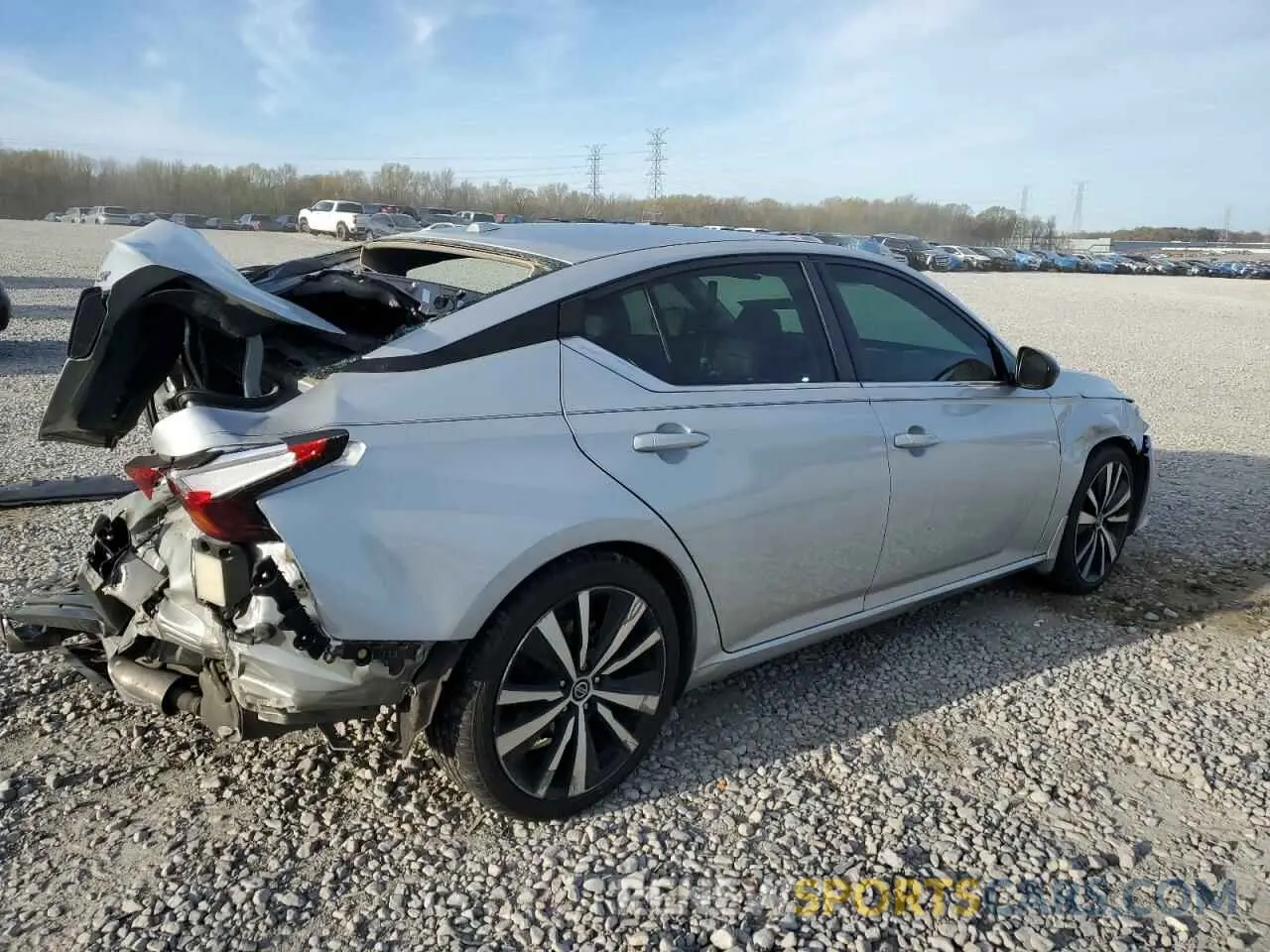 3 Фотография поврежденного автомобиля 1N4BL4CV6KN308445 NISSAN ALTIMA 2019