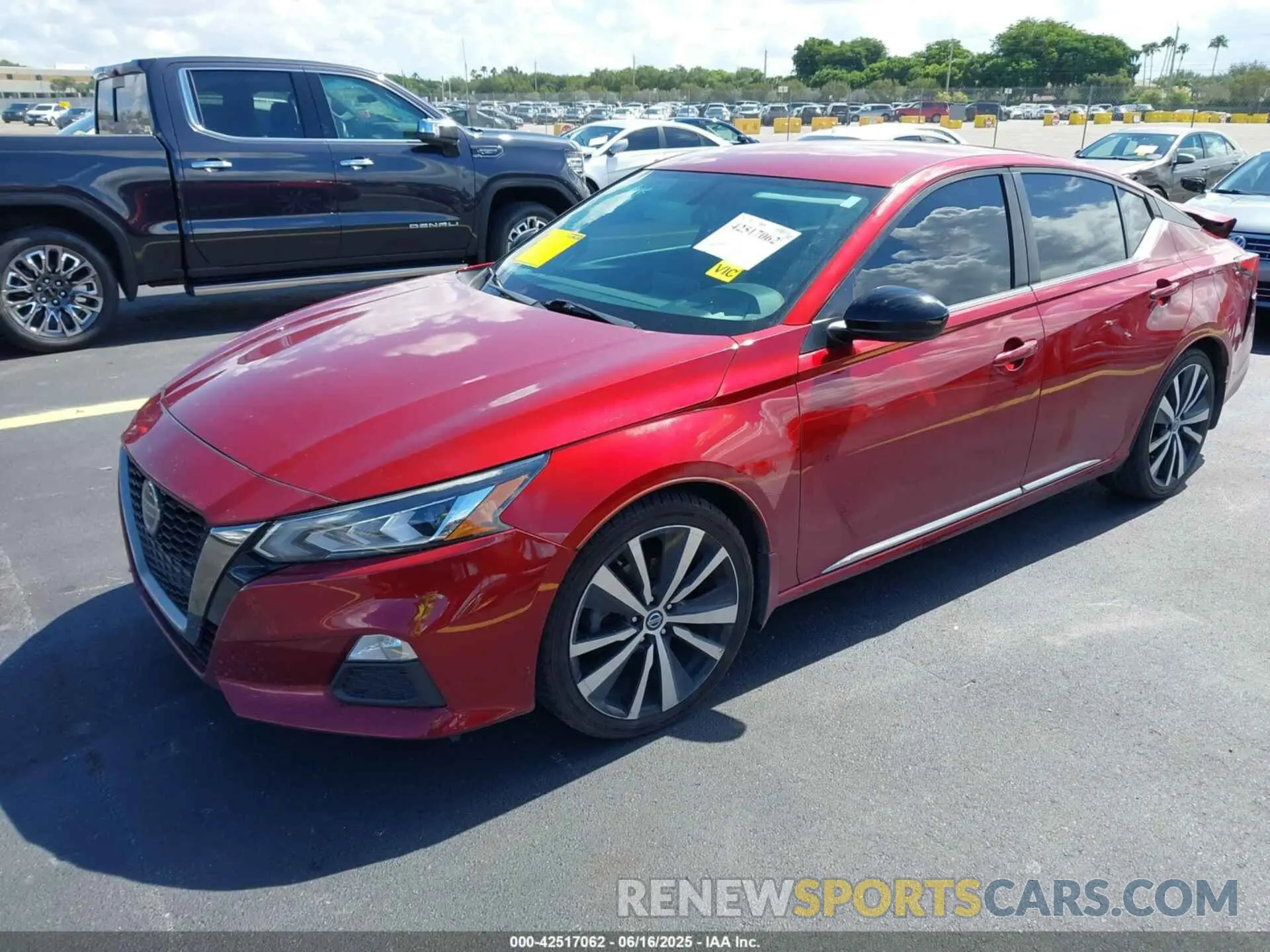 2 Photograph of a damaged car 1N4BL4CV7KC204235 NISSAN ALTIMA 2019