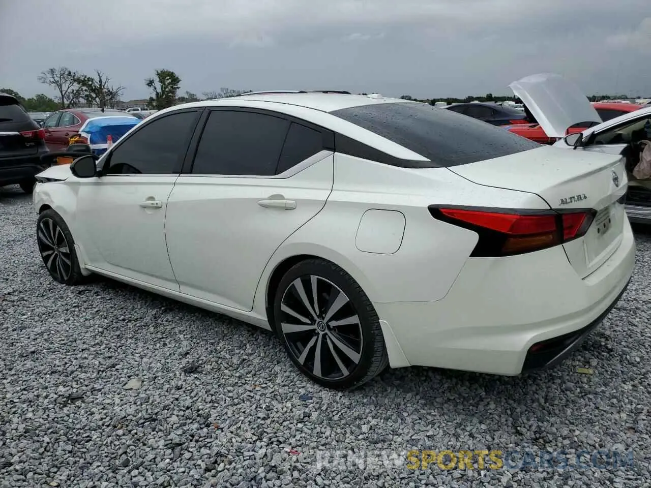 2 Photograph of a damaged car 1N4BL4CV8KC116116 NISSAN ALTIMA 2019