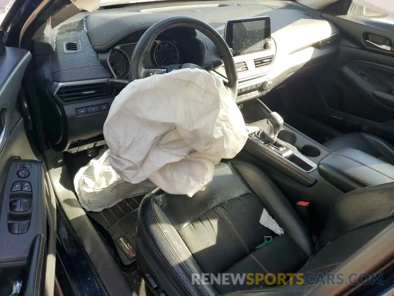 8 Photograph of a damaged car 1N4BL4CV8KC131019 NISSAN ALTIMA 2019