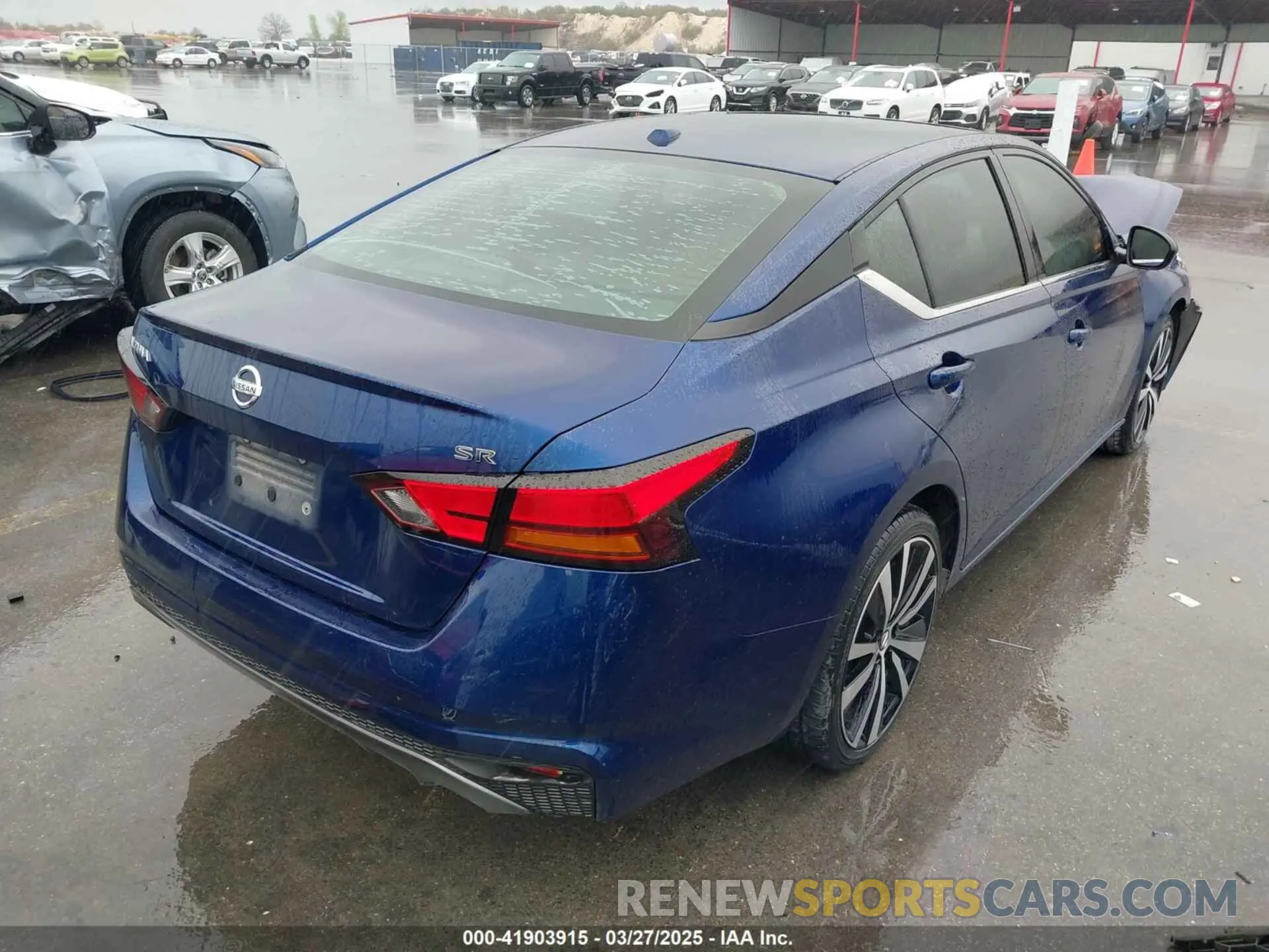 4 Фотография поврежденного автомобиля 1N4BL4CV8KC133935 NISSAN ALTIMA 2019