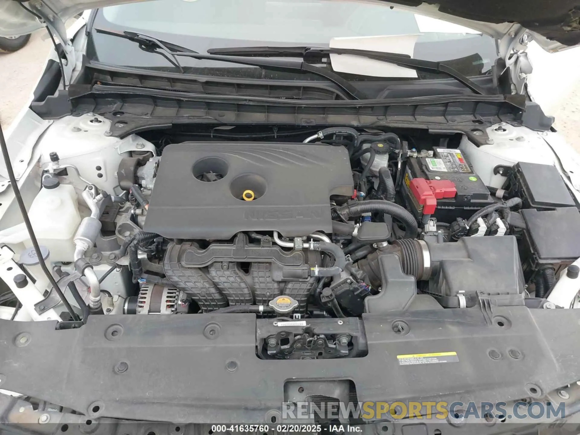 10 Photograph of a damaged car 1N4BL4CV8KC135636 NISSAN ALTIMA 2019