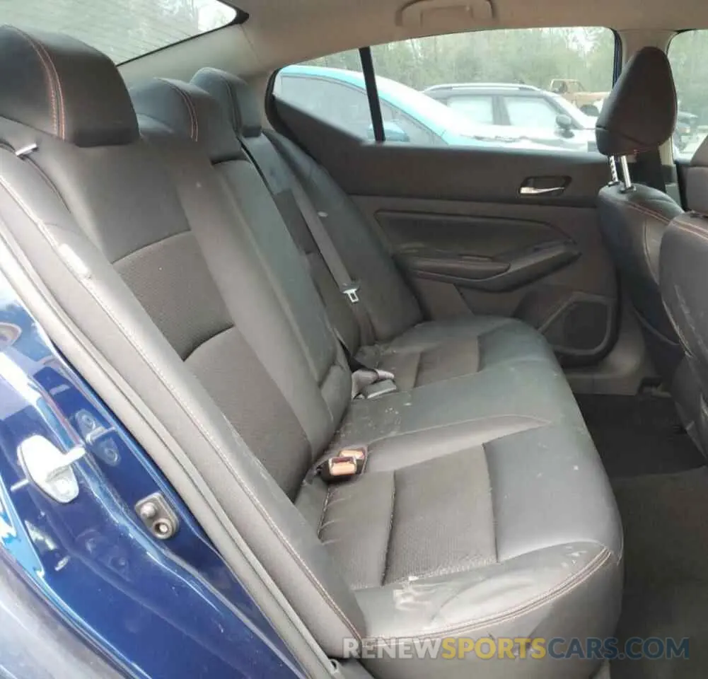 10 Photograph of a damaged car 1N4BL4CV8KC155837 NISSAN ALTIMA 2019