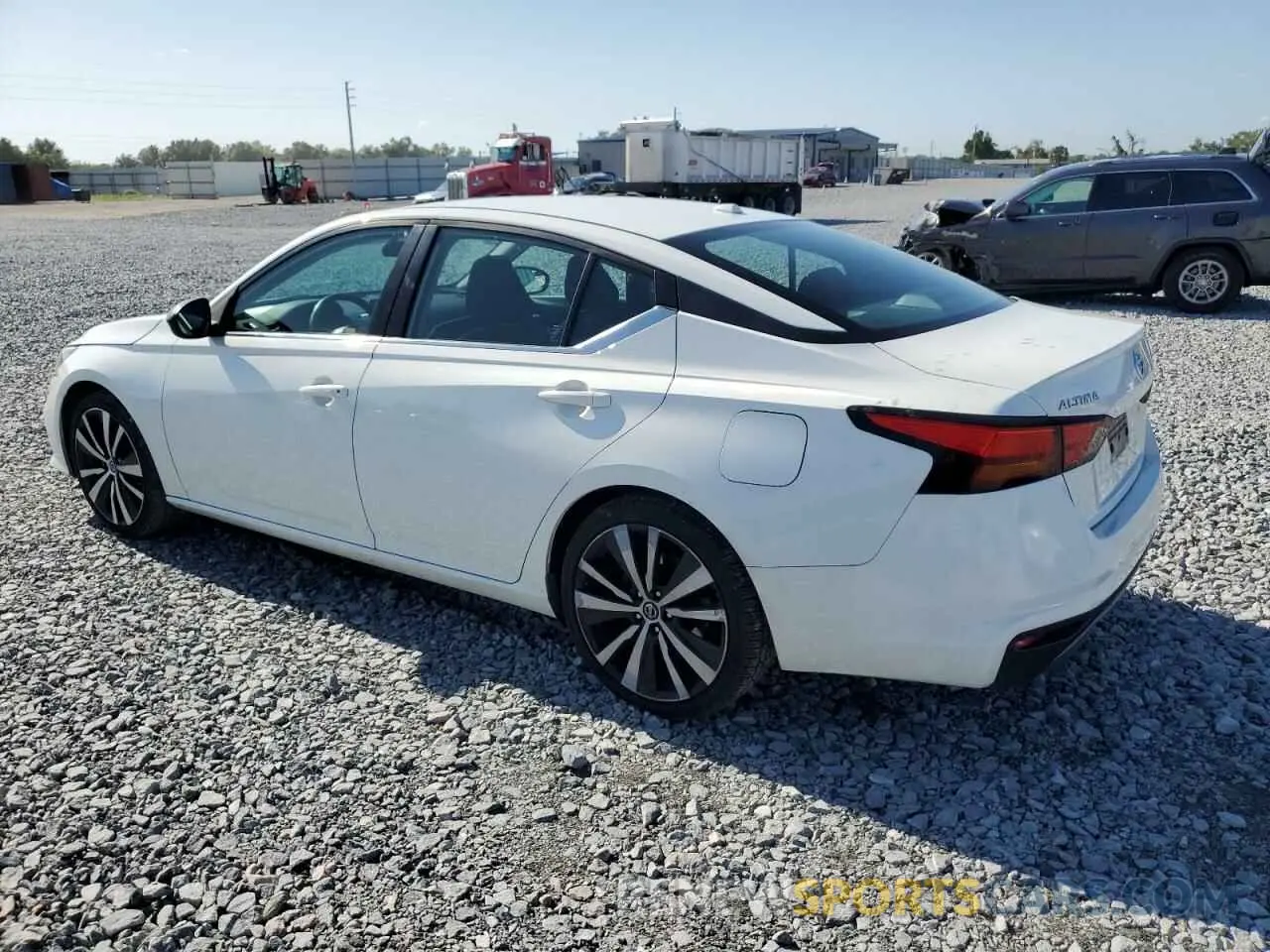 2 Фотография поврежденного автомобиля 1N4BL4CV8KC166076 NISSAN ALTIMA 2019