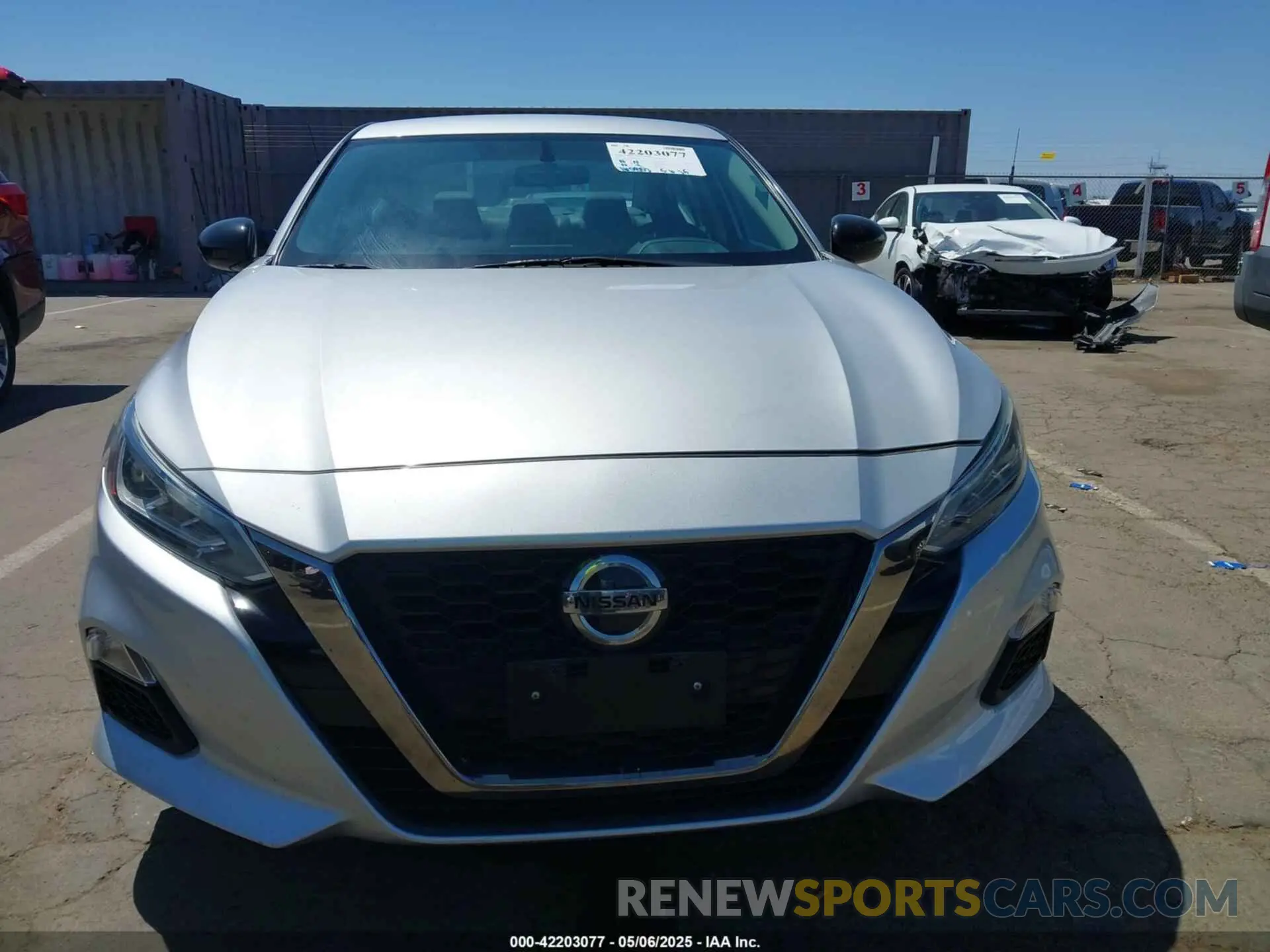 11 Photograph of a damaged car 1N4BL4CV8KC199739 NISSAN ALTIMA 2019