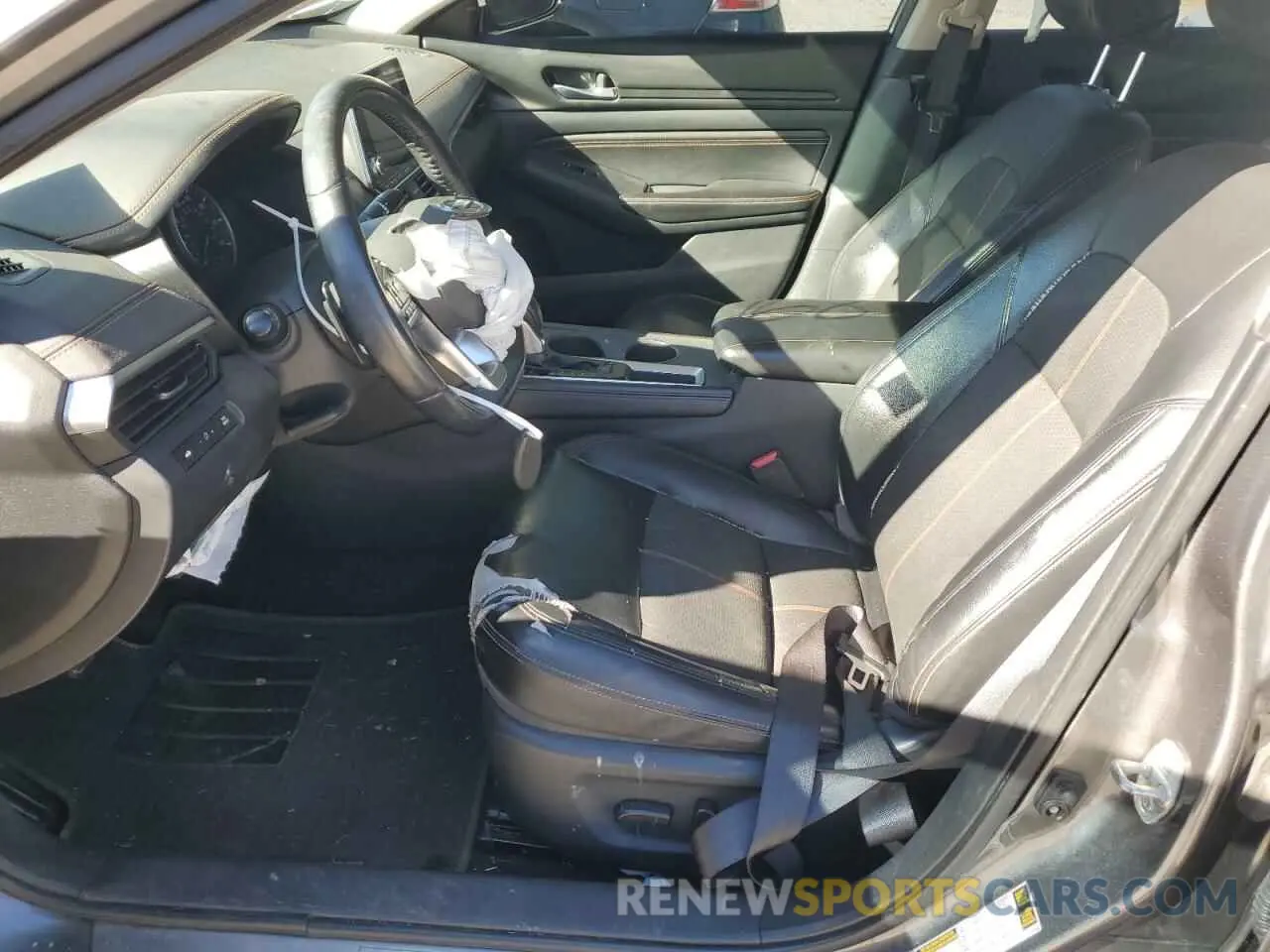 7 Фотография поврежденного автомобиля 1N4BL4CV8KC203983 NISSAN ALTIMA 2019