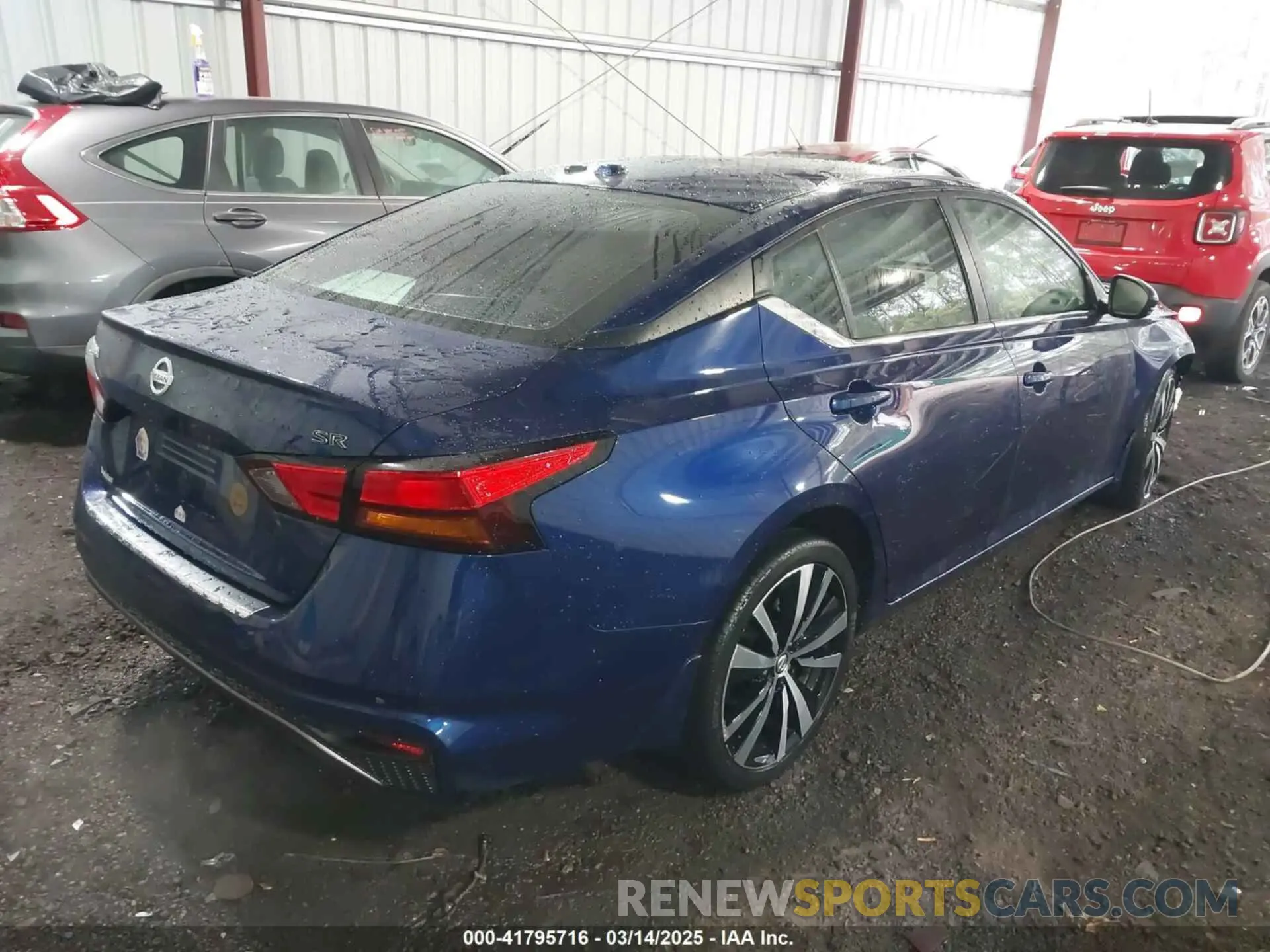 4 Фотография поврежденного автомобиля 1N4BL4CV8KC255940 NISSAN ALTIMA 2019