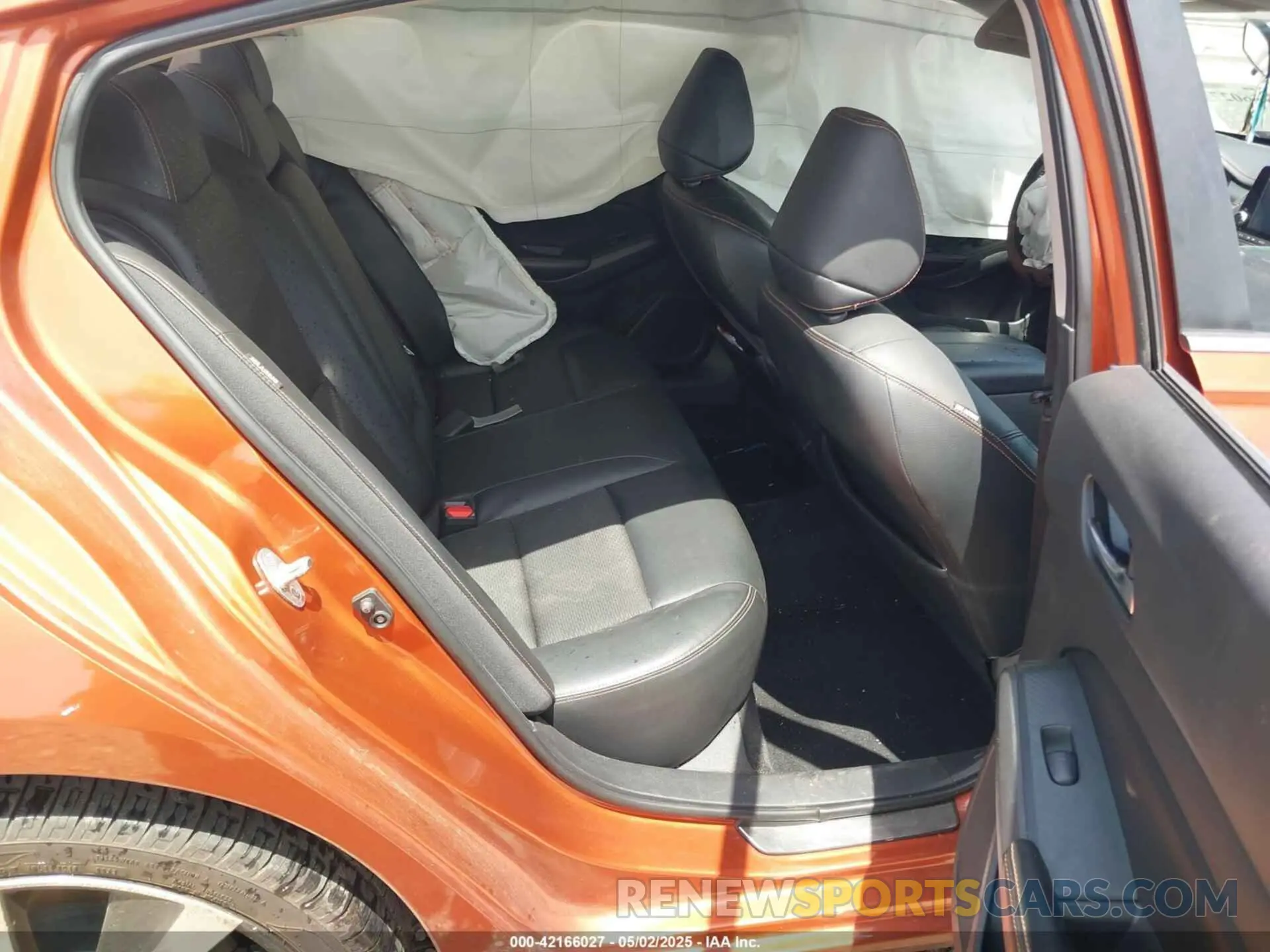 8 Photograph of a damaged car 1N4BL4CV9KC111555 NISSAN ALTIMA 2019