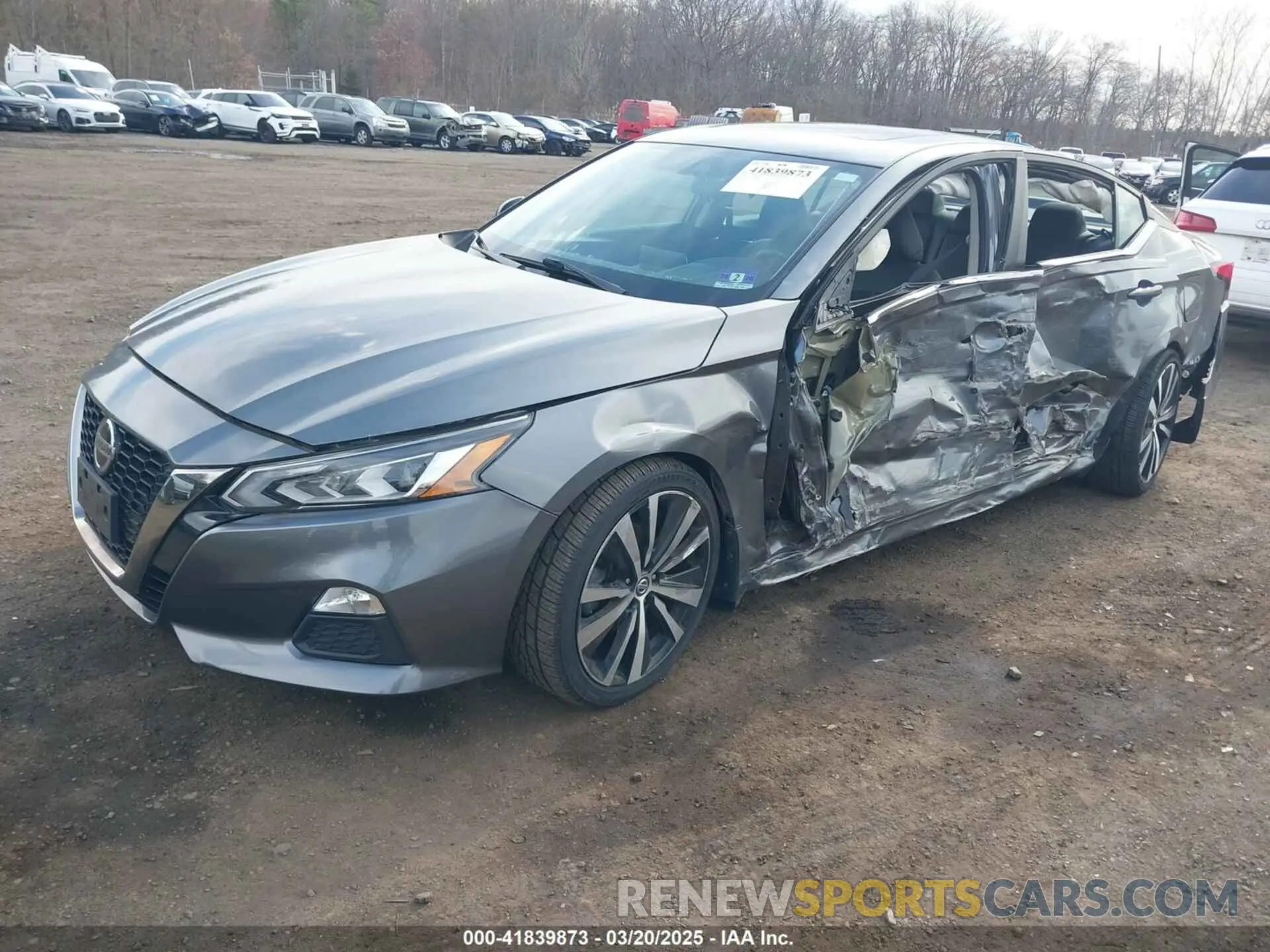 2 Photograph of a damaged car 1N4BL4CV9KC122944 NISSAN ALTIMA 2019