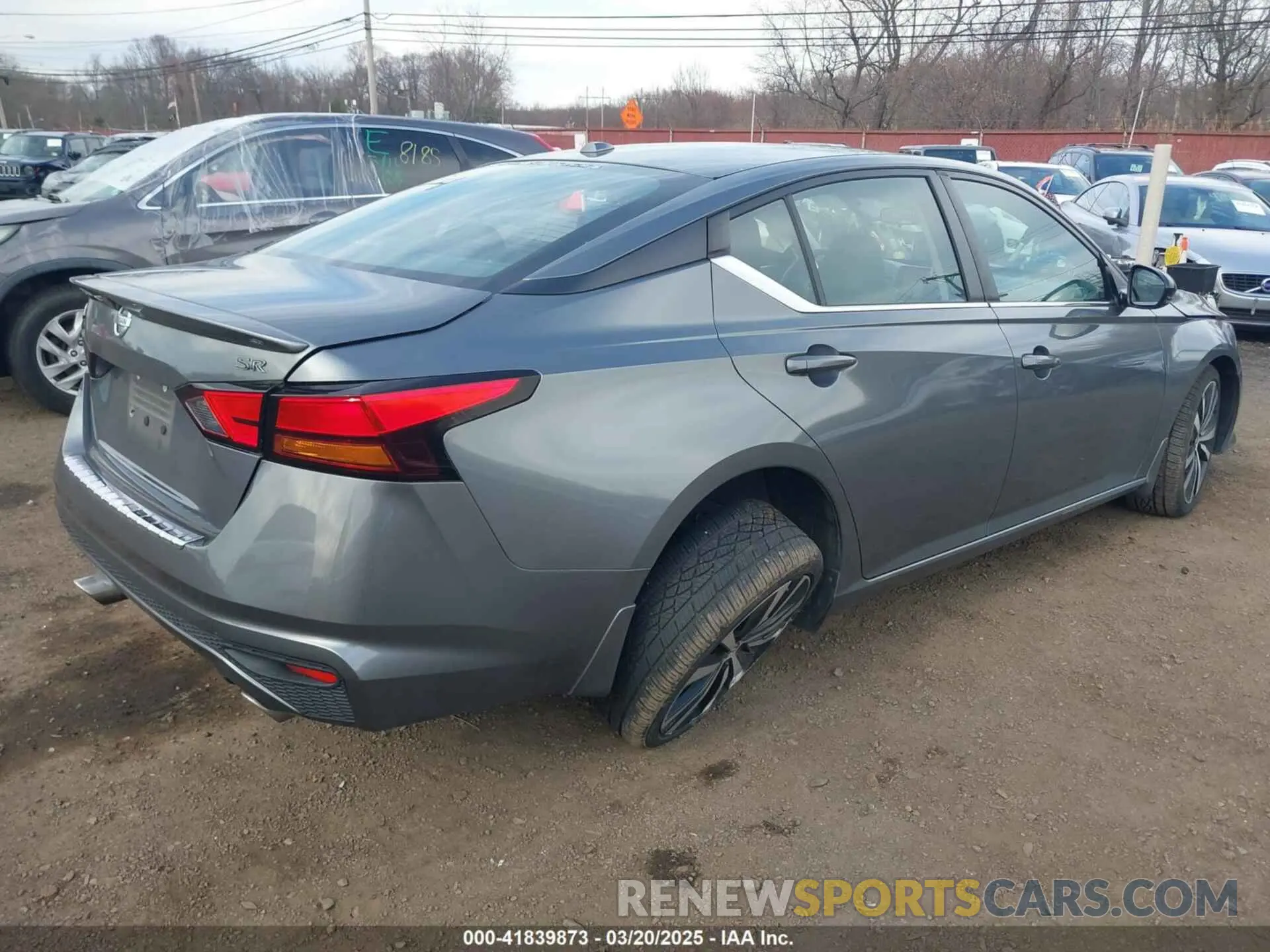 4 Photograph of a damaged car 1N4BL4CV9KC122944 NISSAN ALTIMA 2019