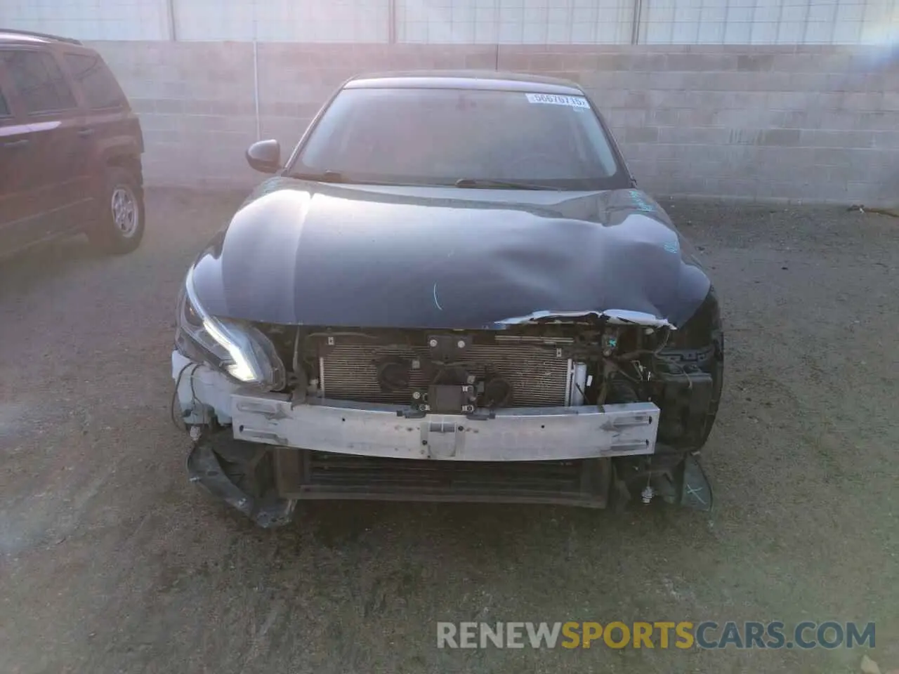 5 Photograph of a damaged car 1N4BL4CV9KC183467 NISSAN ALTIMA 2019