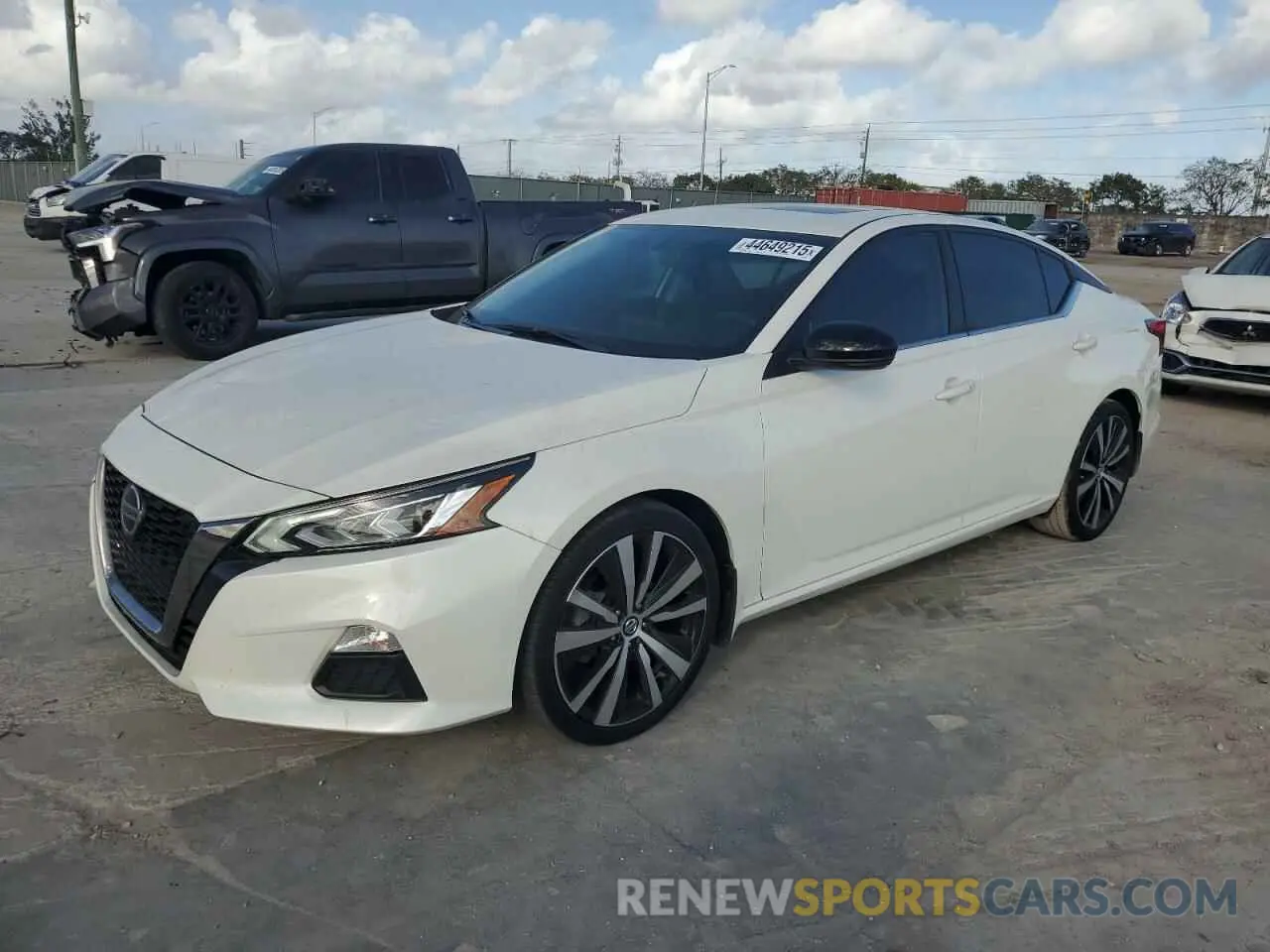 1 Photograph of a damaged car 1N4BL4CV9KC190208 NISSAN ALTIMA 2019