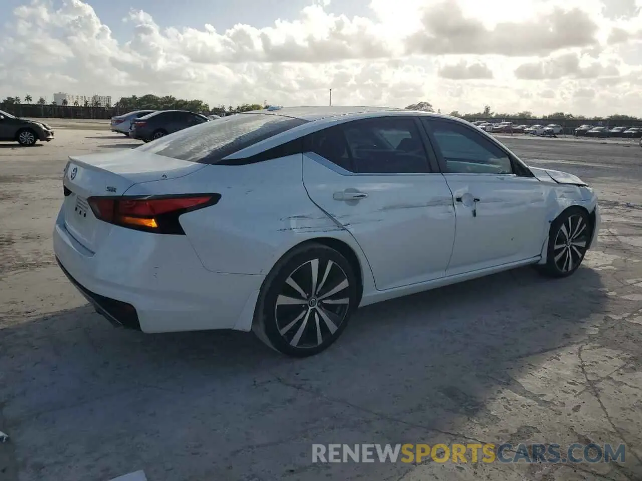 3 Photograph of a damaged car 1N4BL4CV9KC190208 NISSAN ALTIMA 2019