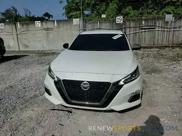 13 Photograph of a damaged car 1N4BL4CV9KC198311 NISSAN ALTIMA 2019
