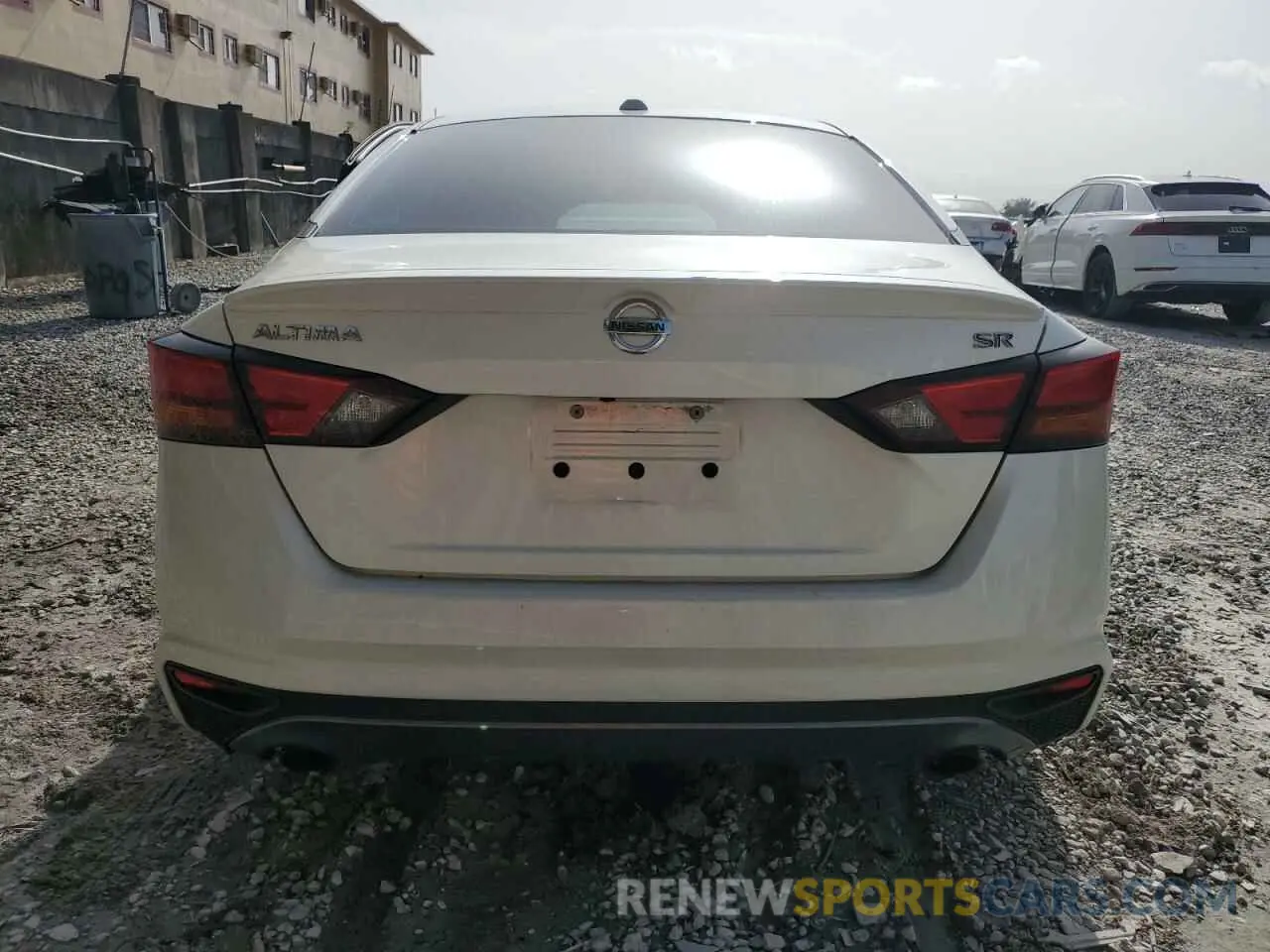 6 Photograph of a damaged car 1N4BL4CV9KC198311 NISSAN ALTIMA 2019