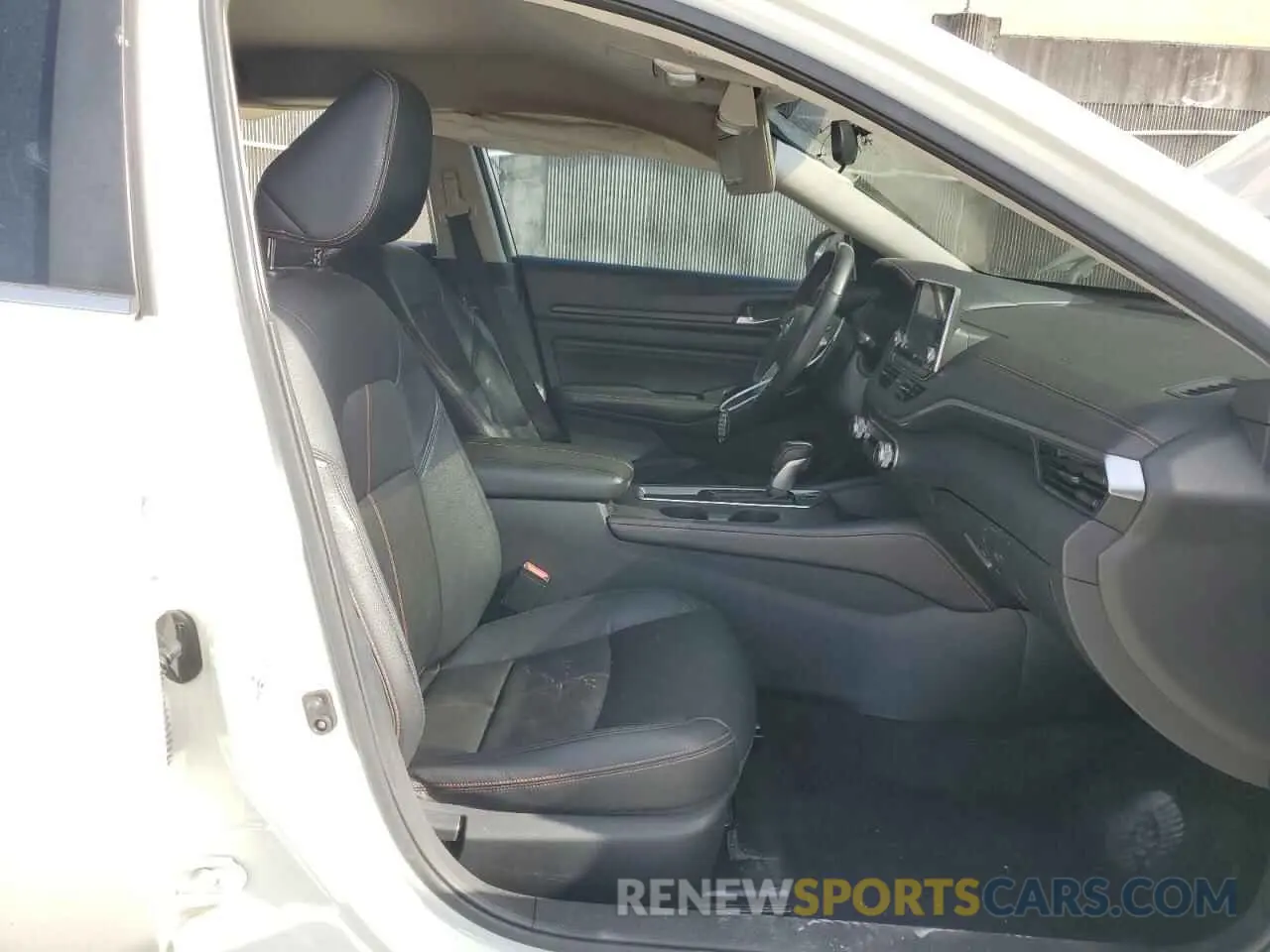 7 Photograph of a damaged car 1N4BL4CV9KC198311 NISSAN ALTIMA 2019